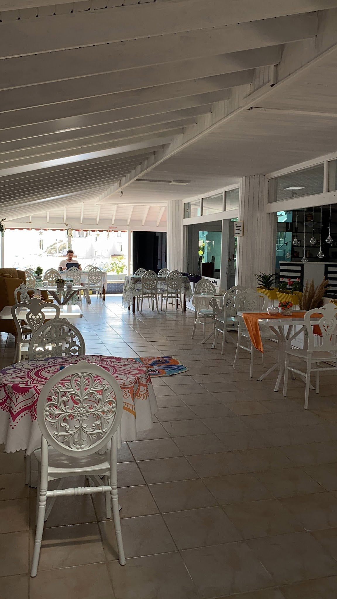 Deniz Disco Cafe & Bar