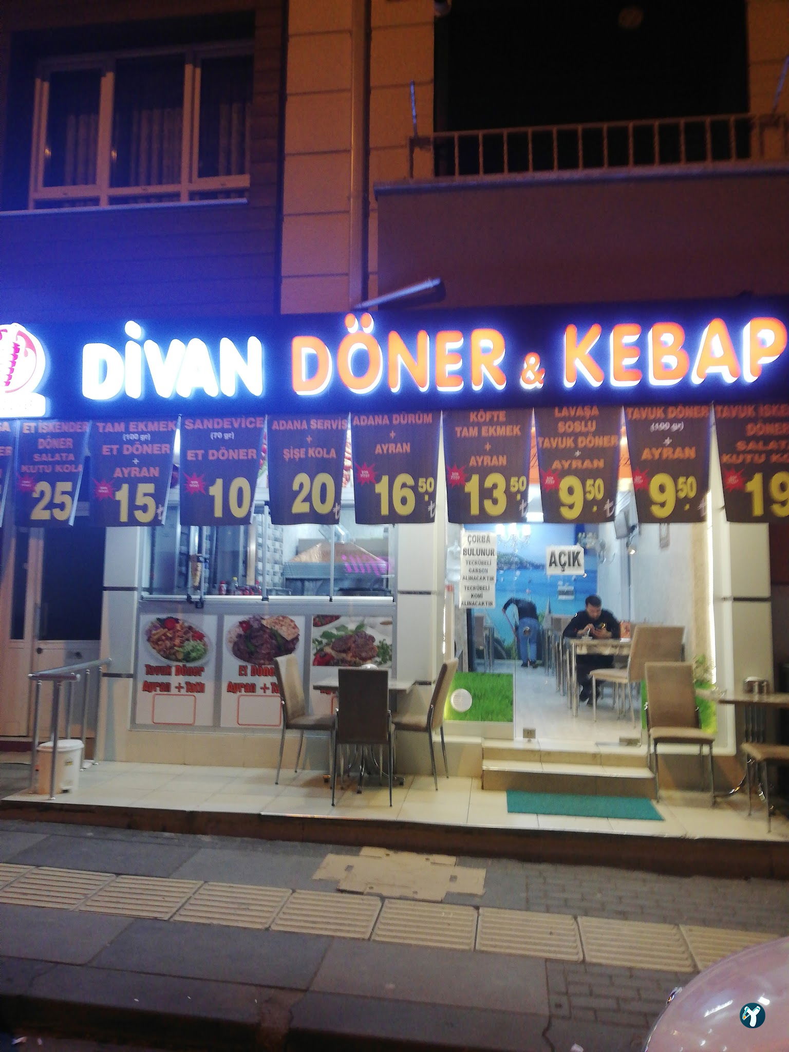 Di̇van Döner Ve Kebap