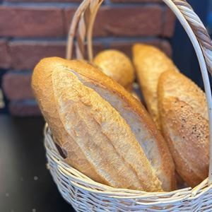 Beyaz Ekmek (210 gr.)