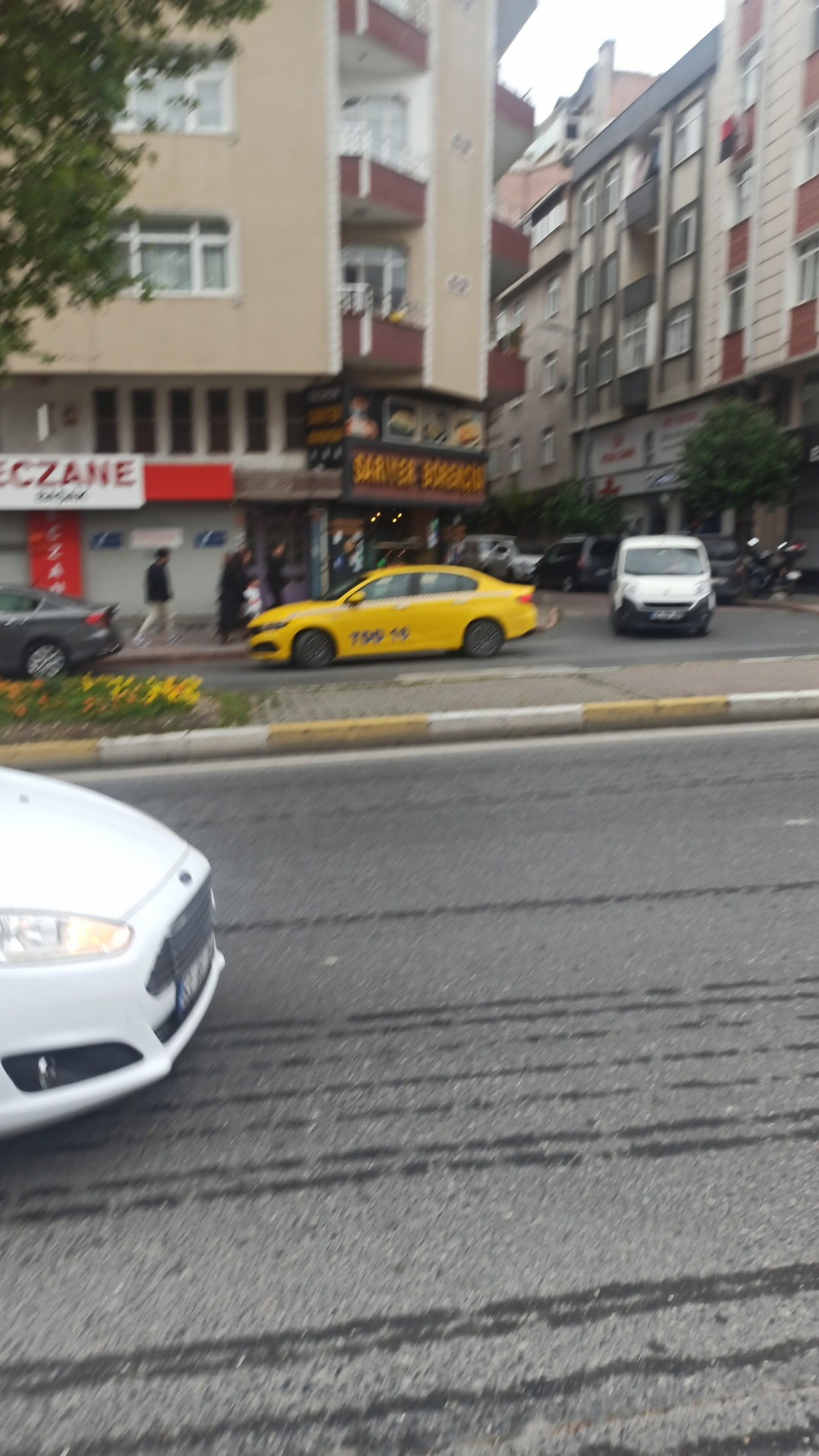 Zeytinburnu Olivum Borek Pogaca