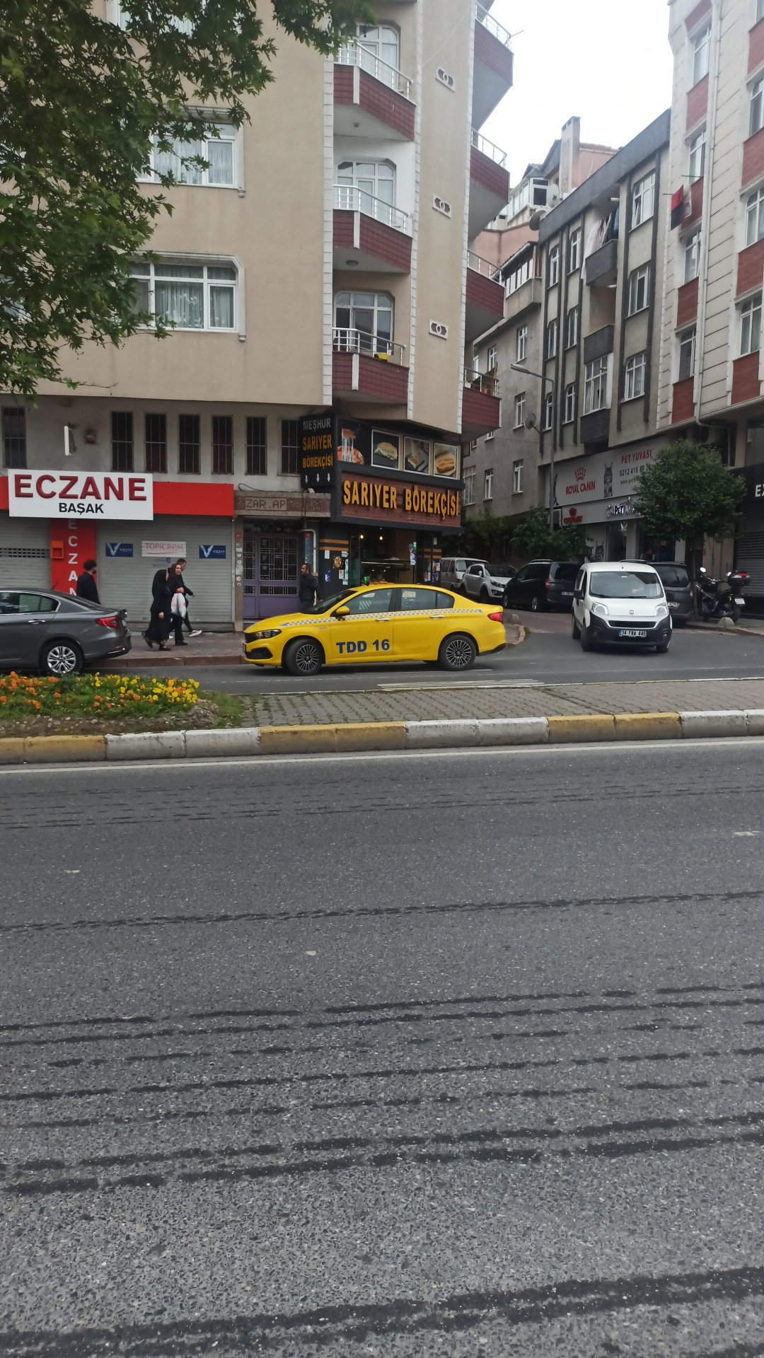 Zeytinburnu Olivum Borek Pogaca