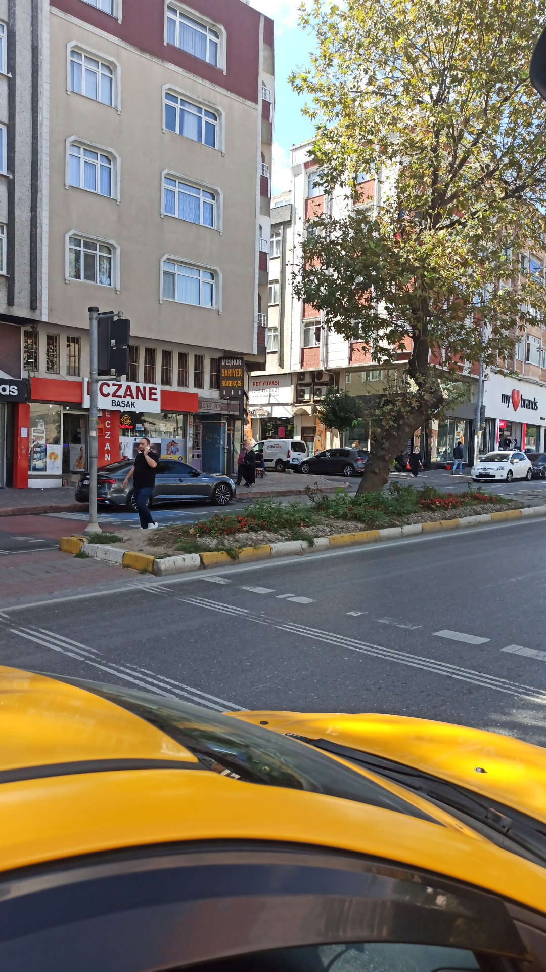 Zeytinburnu Olivum Borek Pogaca