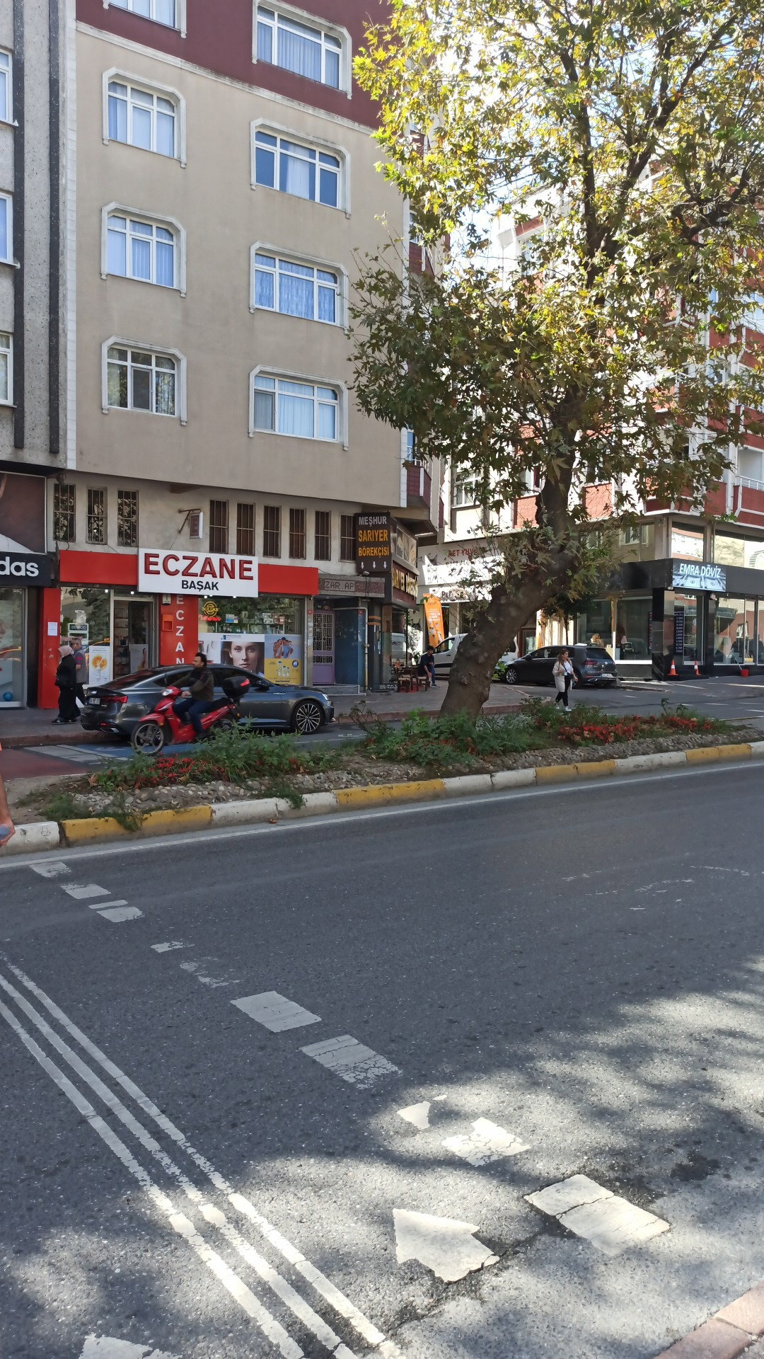 Zeytinburnu Olivum Borek Pogaca