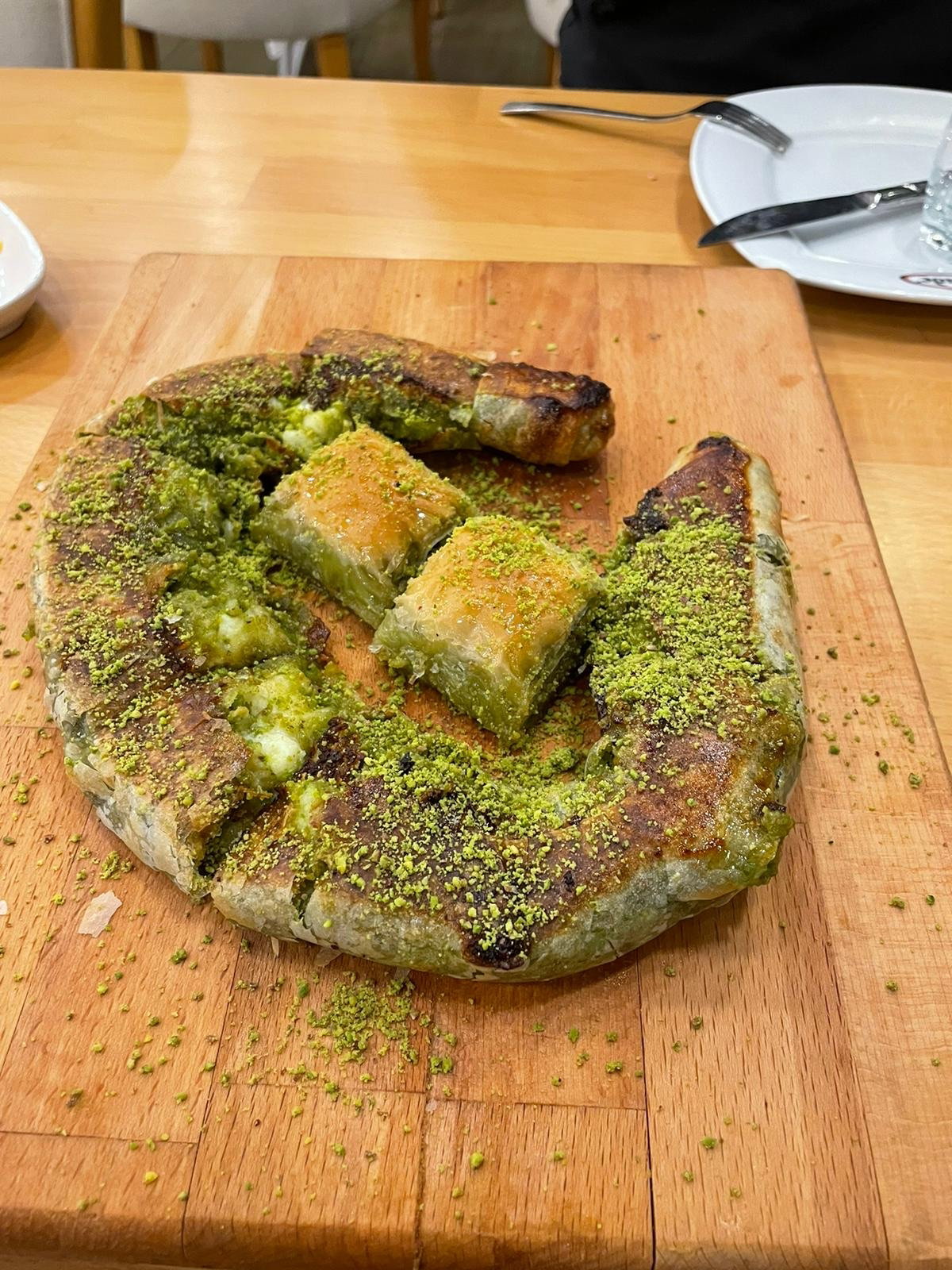 Ebuzade Restoran - Özikizler Künefe Baklava Silivri