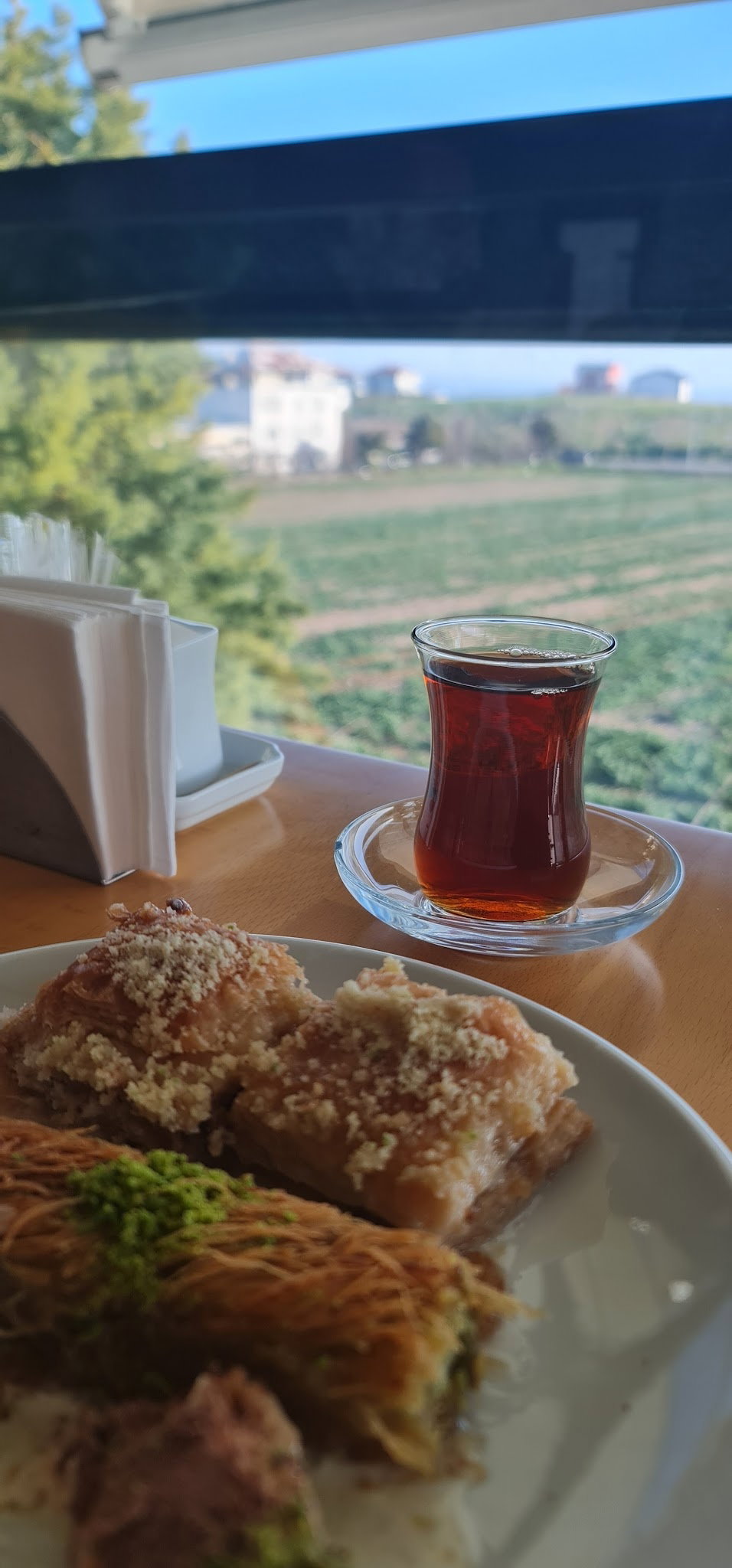 Ebuzade Restoran - Özikizler Künefe Baklava Silivri