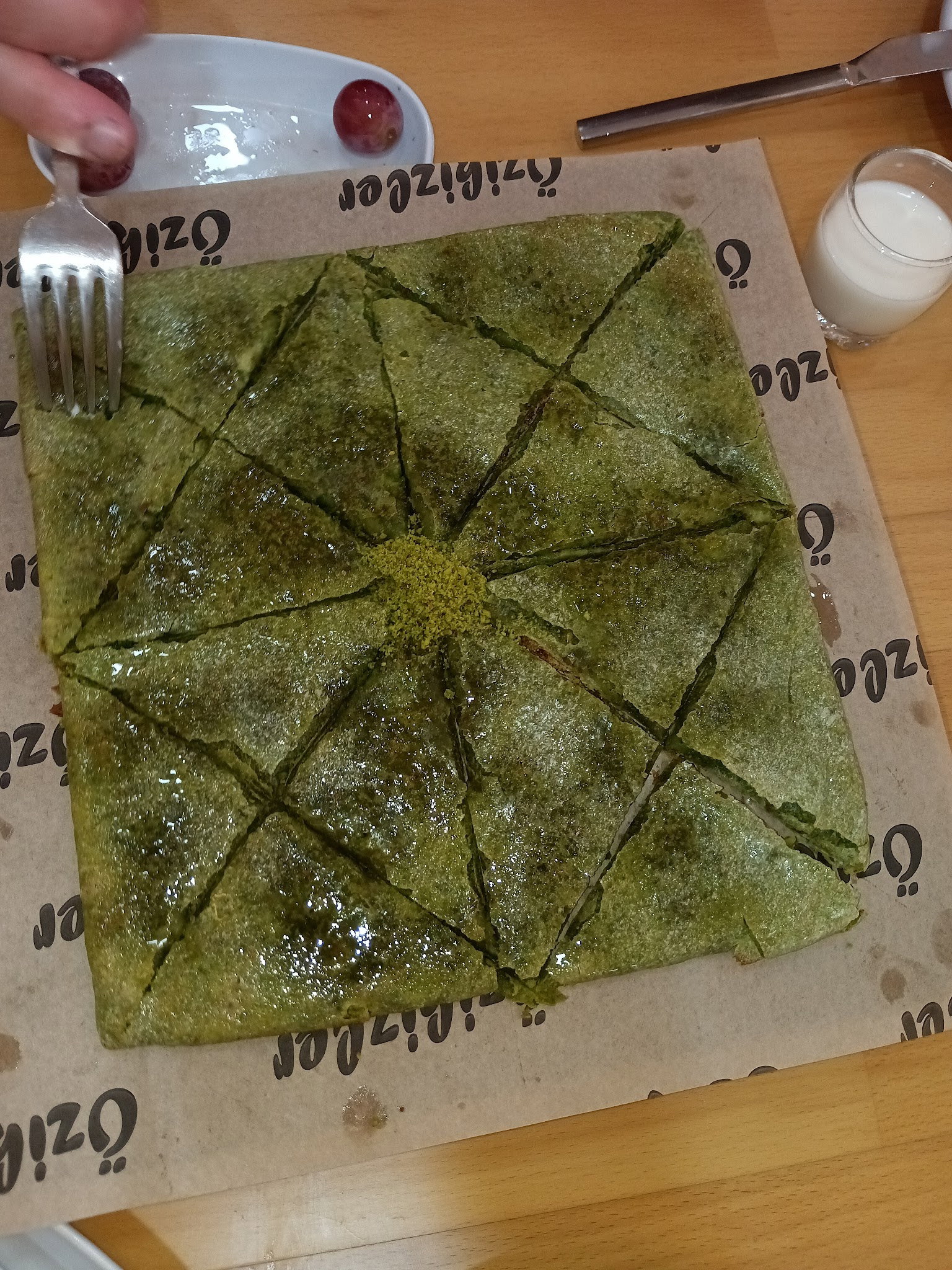 Ebuzade Restoran - Özikizler Künefe Baklava Silivri