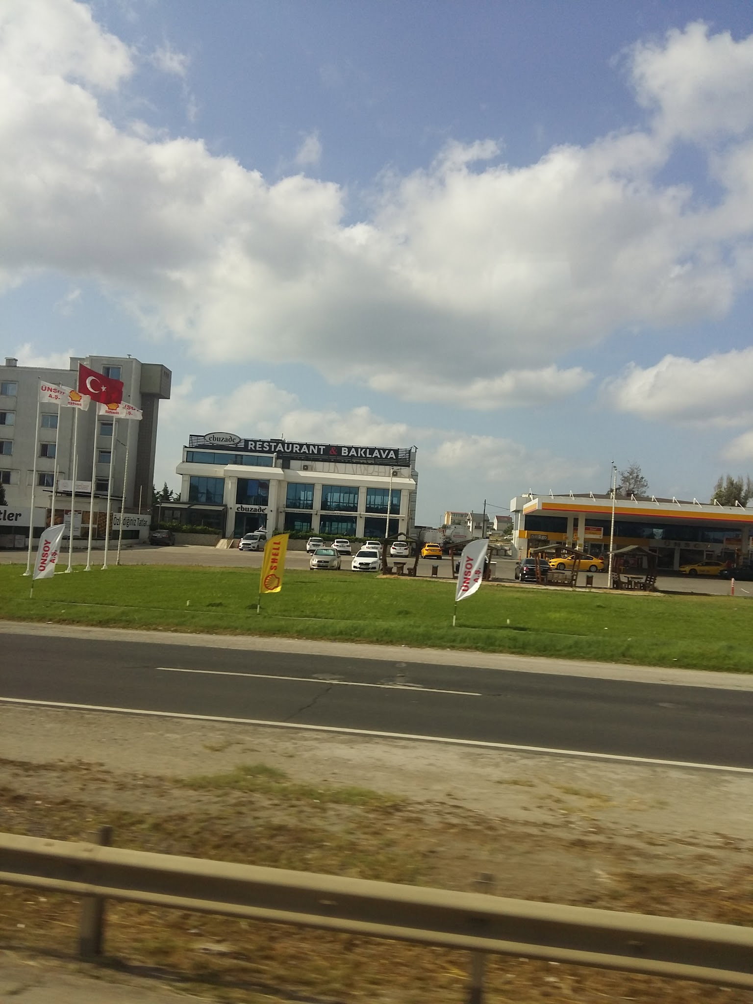 Ebuzade Restoran - Özikizler Künefe Baklava Silivri