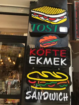 Petulica Cafe resimleri