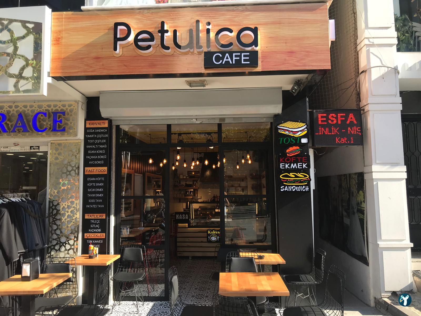 Petulica Cafe