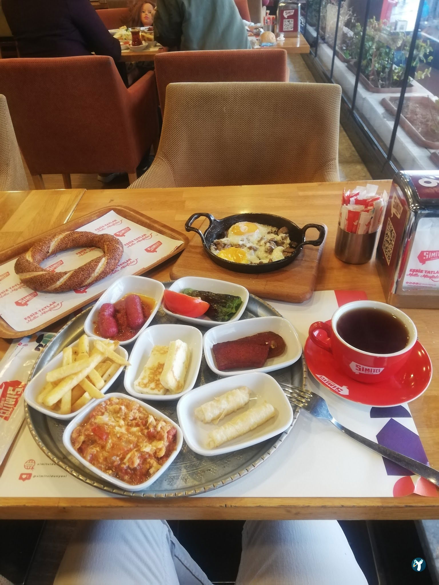 Simitçi Dünyası Kaynarca (Kahvaltı Pizza Hamburger Pasta Kahve)