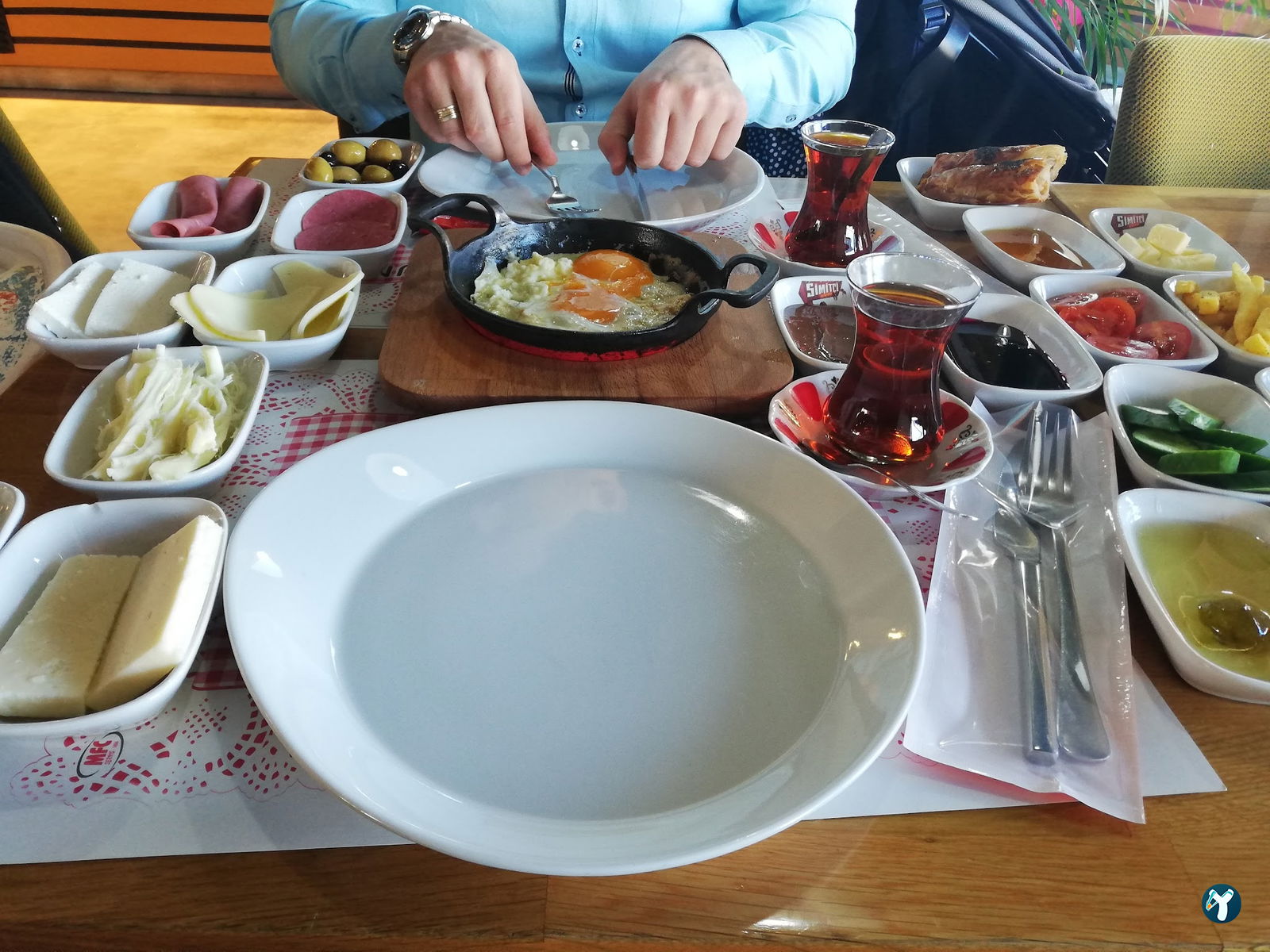 Simitçi Dünyası Kaynarca (Kahvaltı Pizza Hamburger Pasta Kahve)
