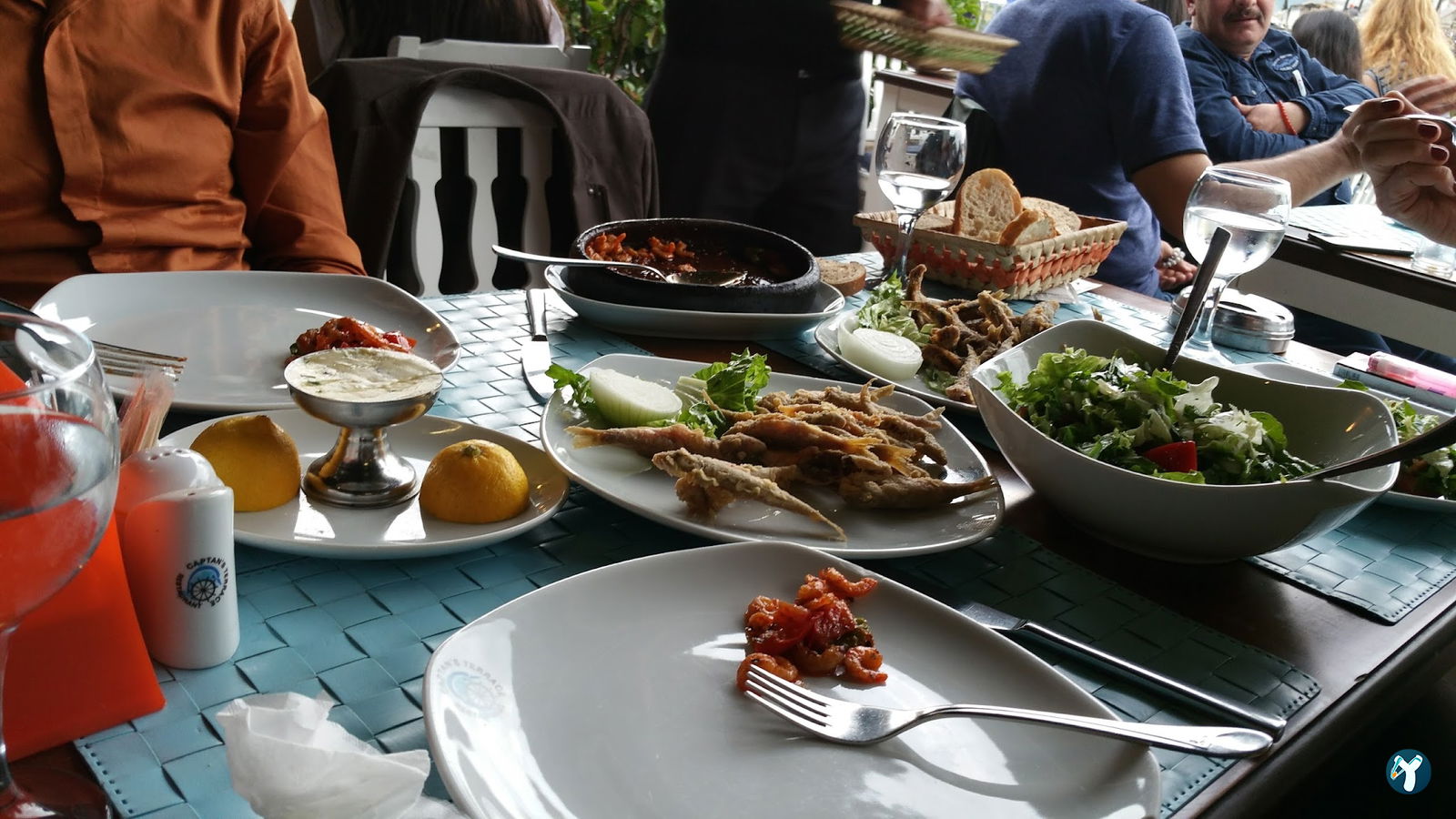 Denizkızı Meyhanesi