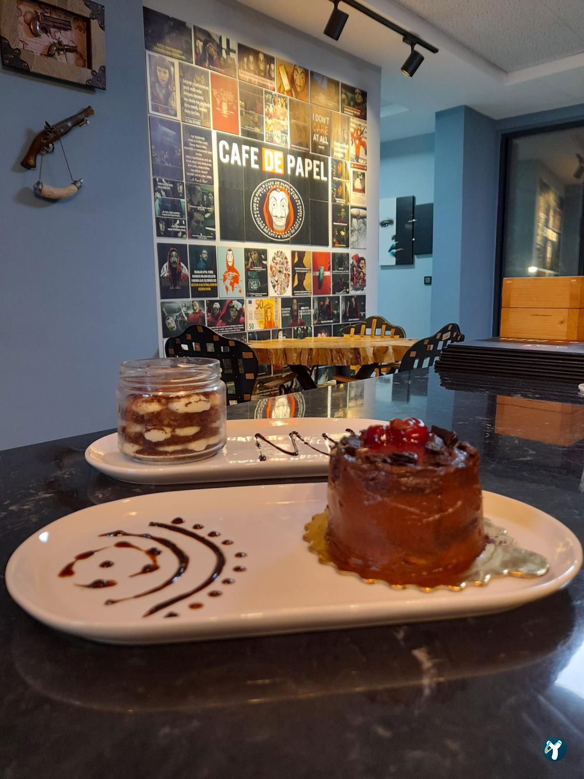 Cafe De Papel