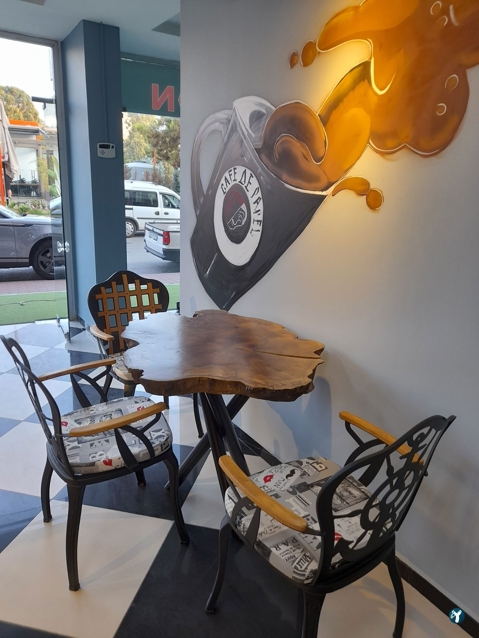 Cafe De Papel