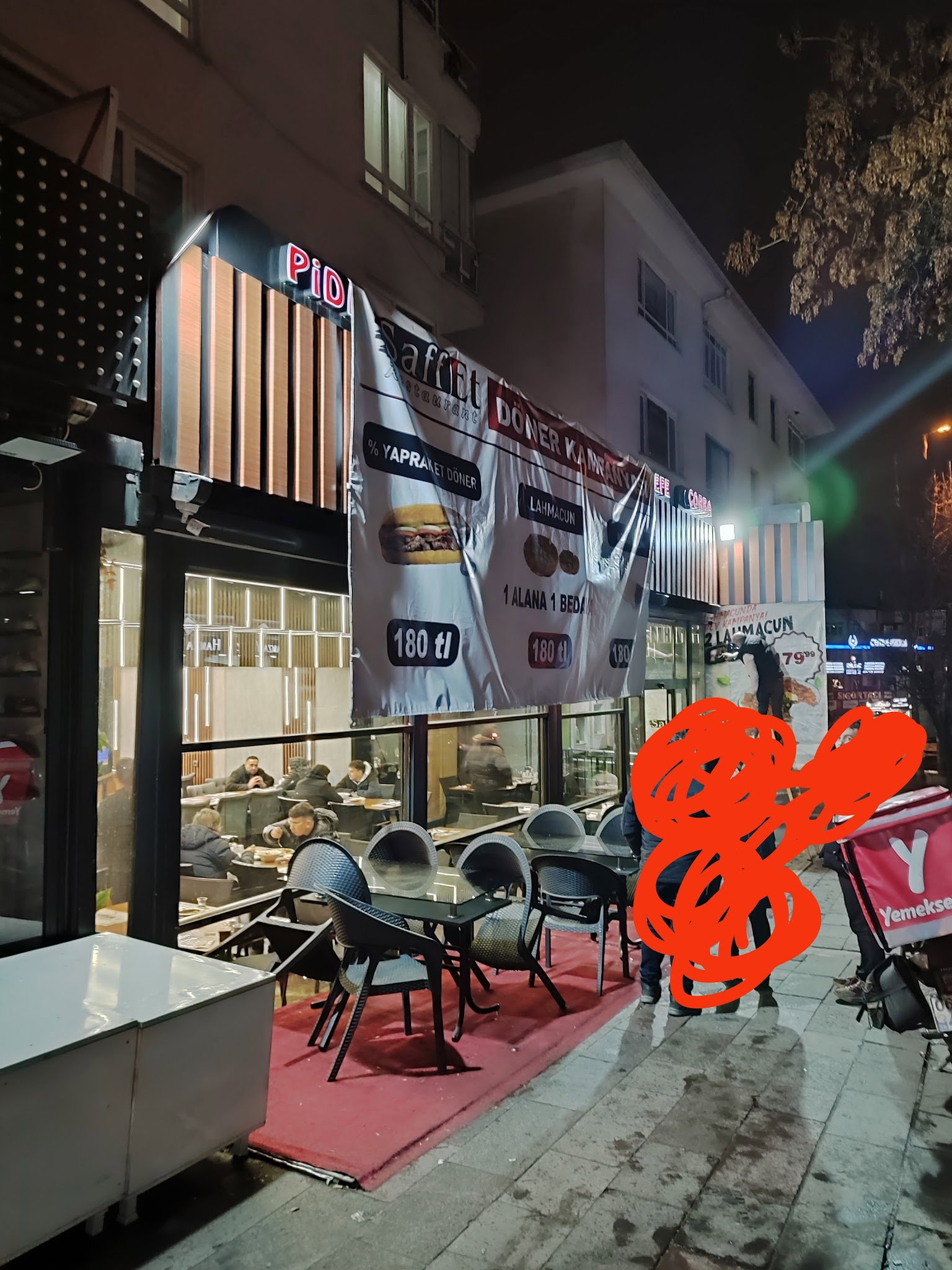 Saff-Et Döner Etlik Şubesi