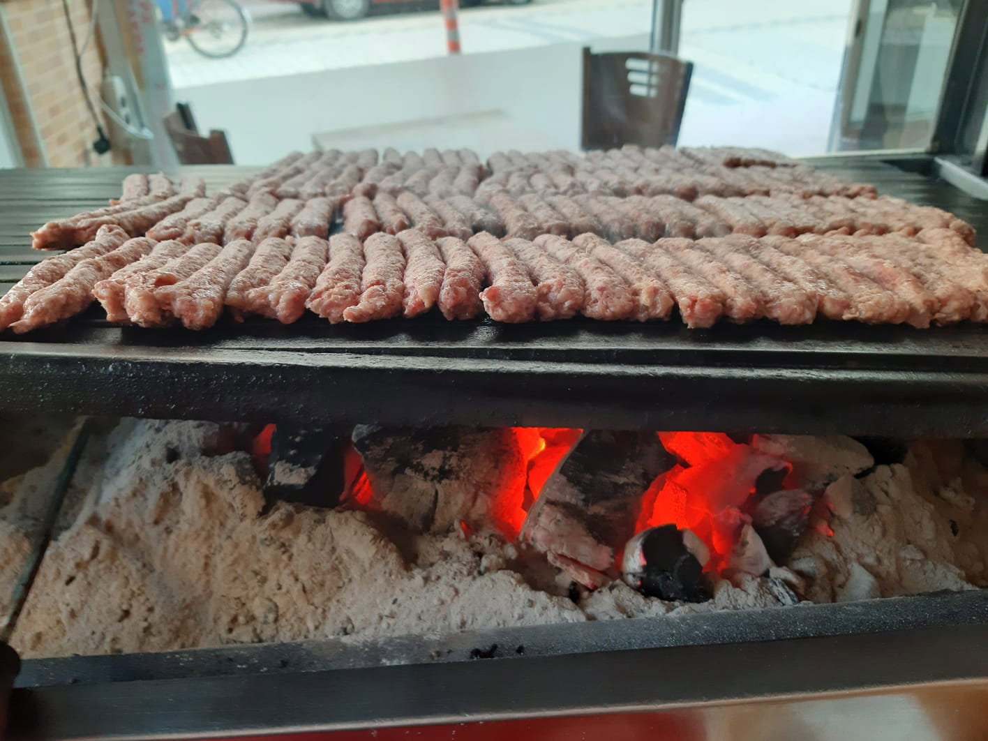 Köfteci̇ Nazmi̇