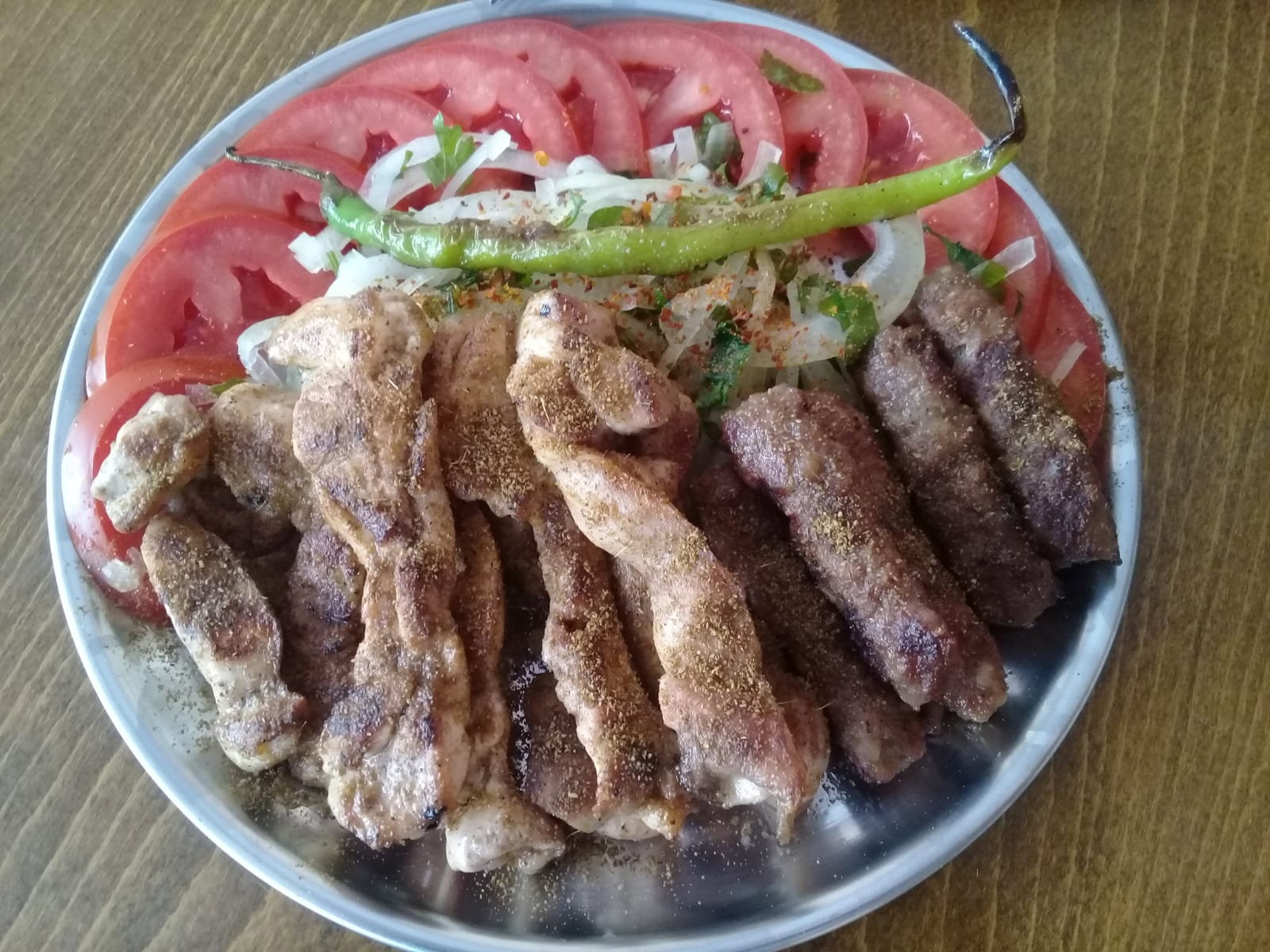 Köfteci̇ Nazmi̇