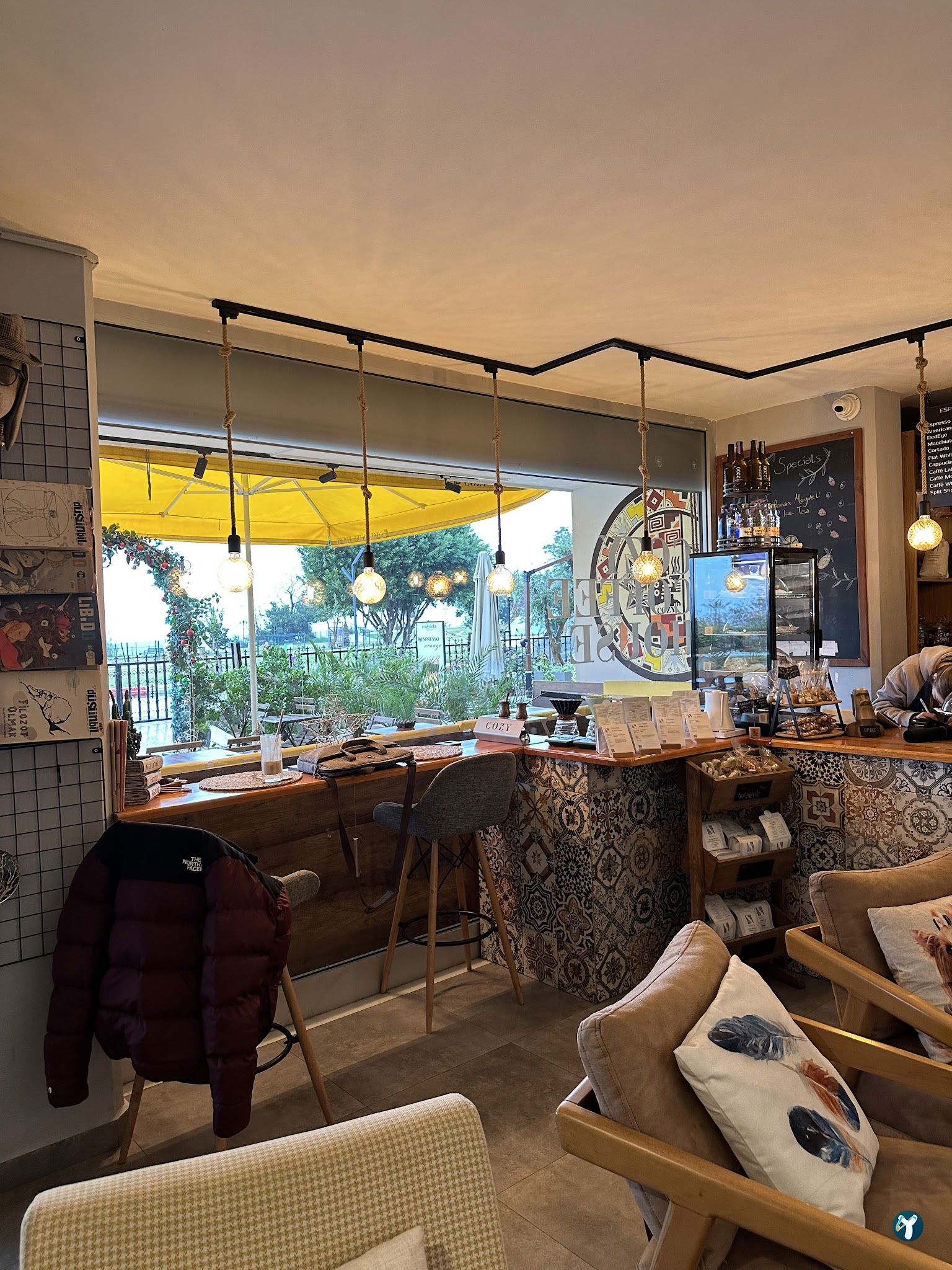 Cozy Coffee House