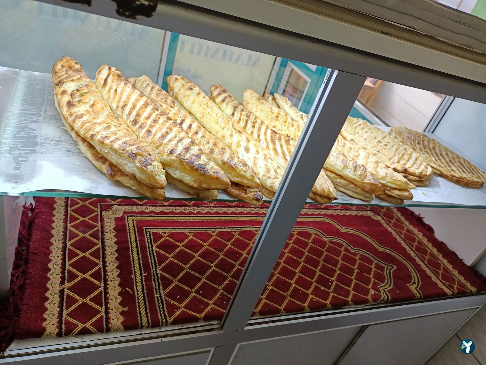 Mahmut Ustanın Yeri Pide Lavaş Lahmacun Salonu