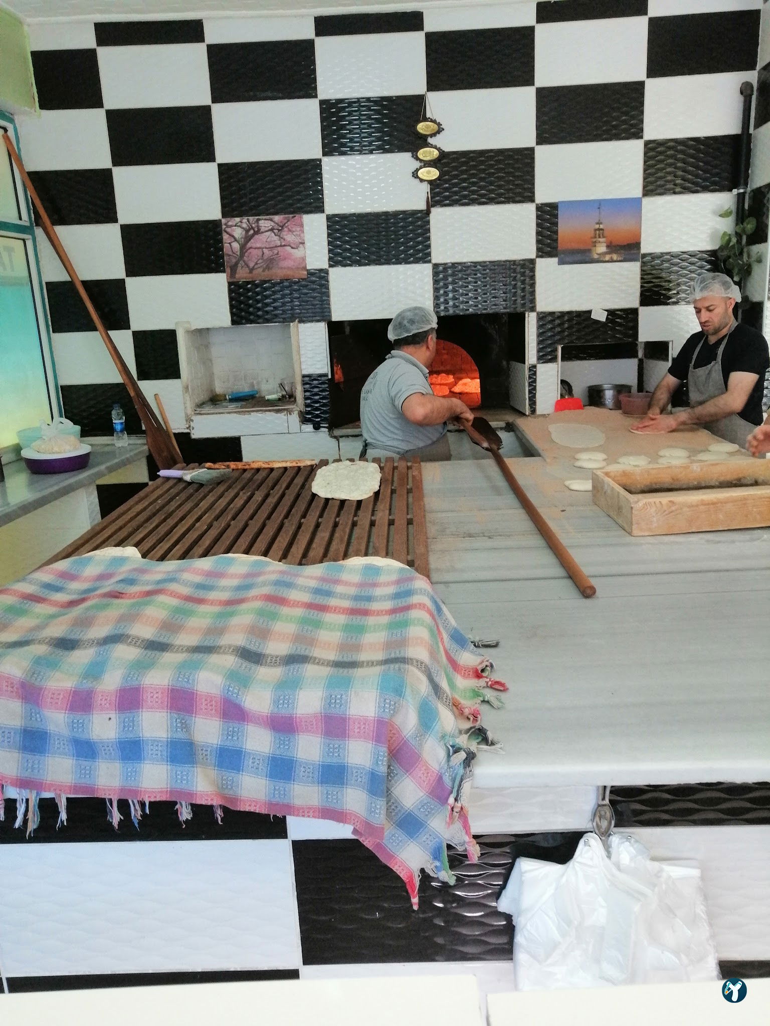 Mahmut Ustanın Yeri Pide Lavaş Lahmacun Salonu