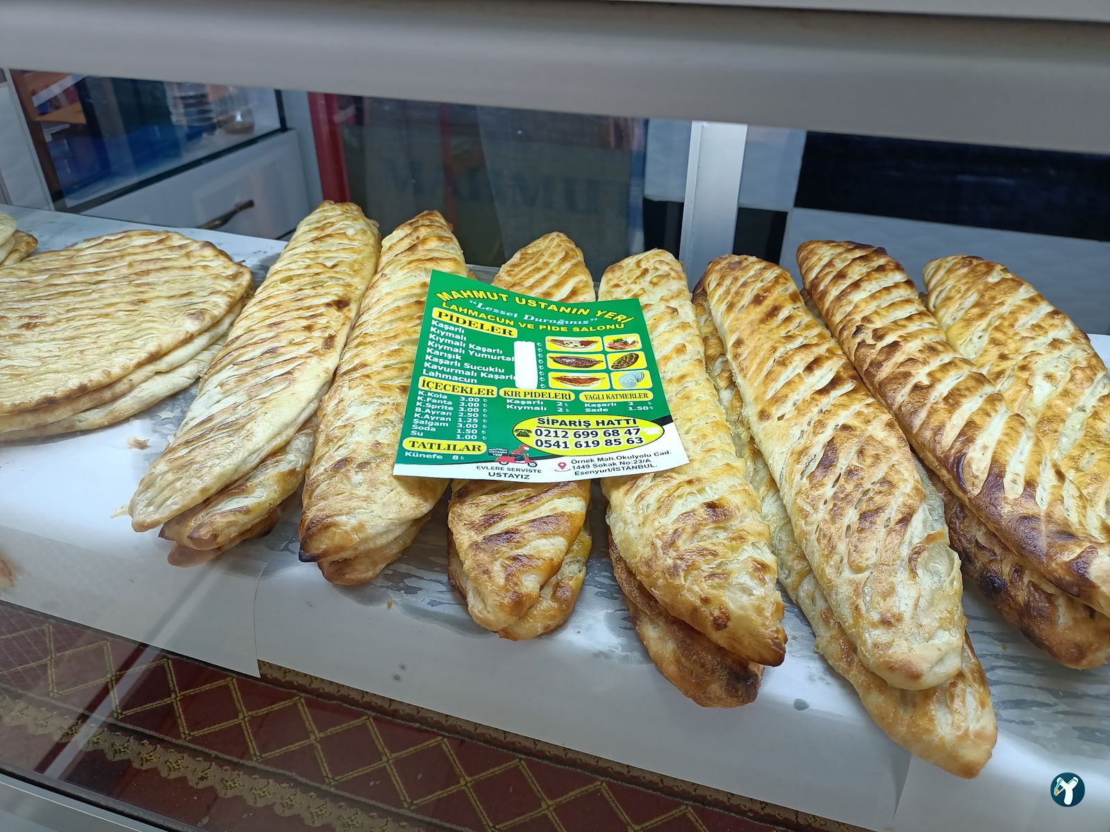 Mahmut Ustanın Yeri Pide Lavaş Lahmacun Salonu