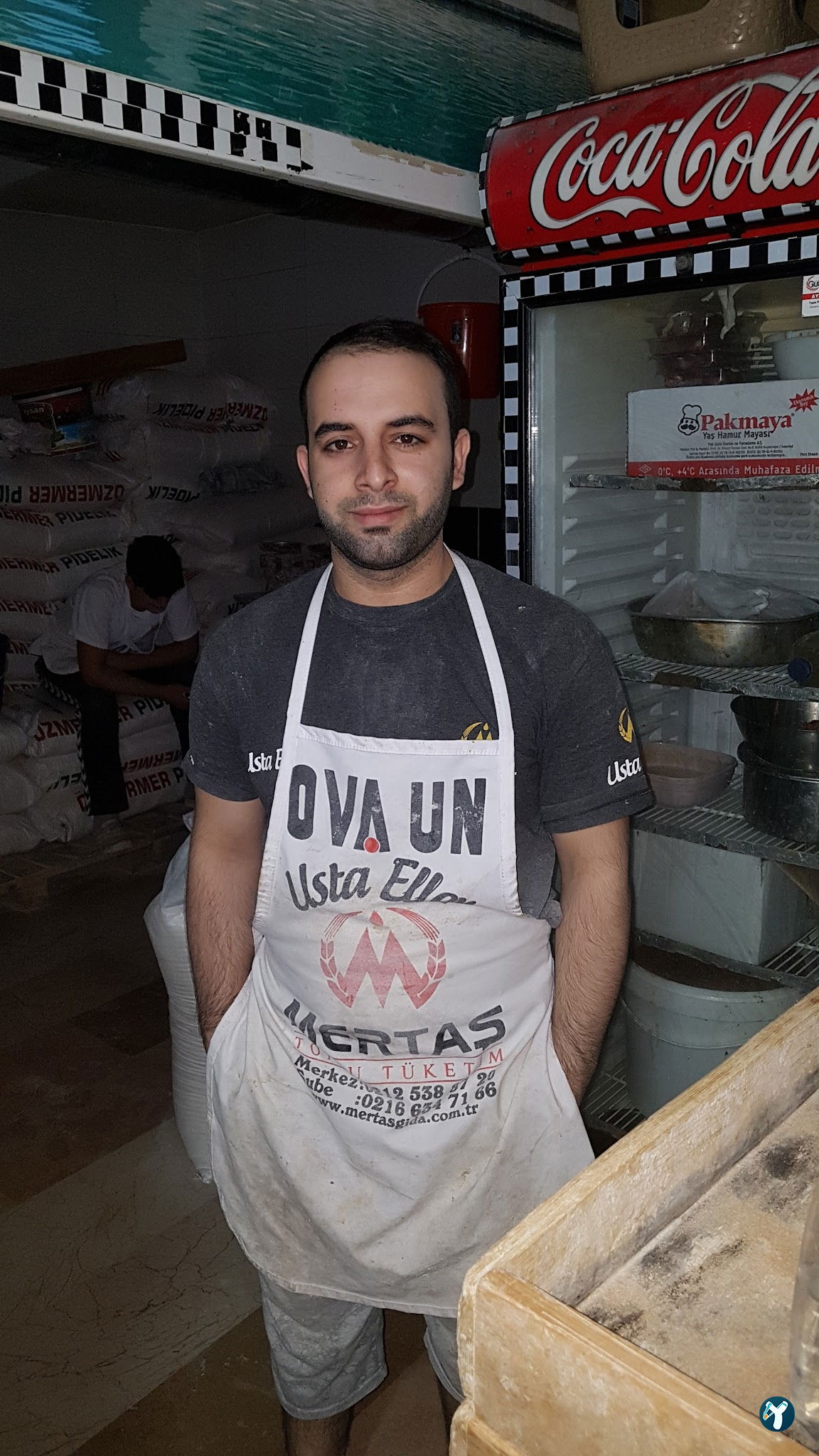 Mahmut Ustanın Yeri Pide Lavaş Lahmacun Salonu