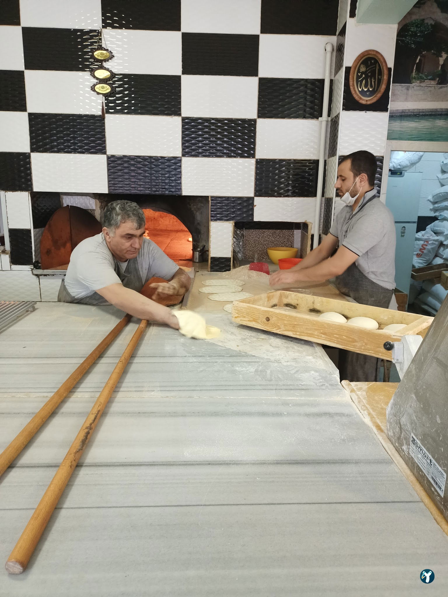 Mahmut Ustanın Yeri Pide Lavaş Lahmacun Salonu