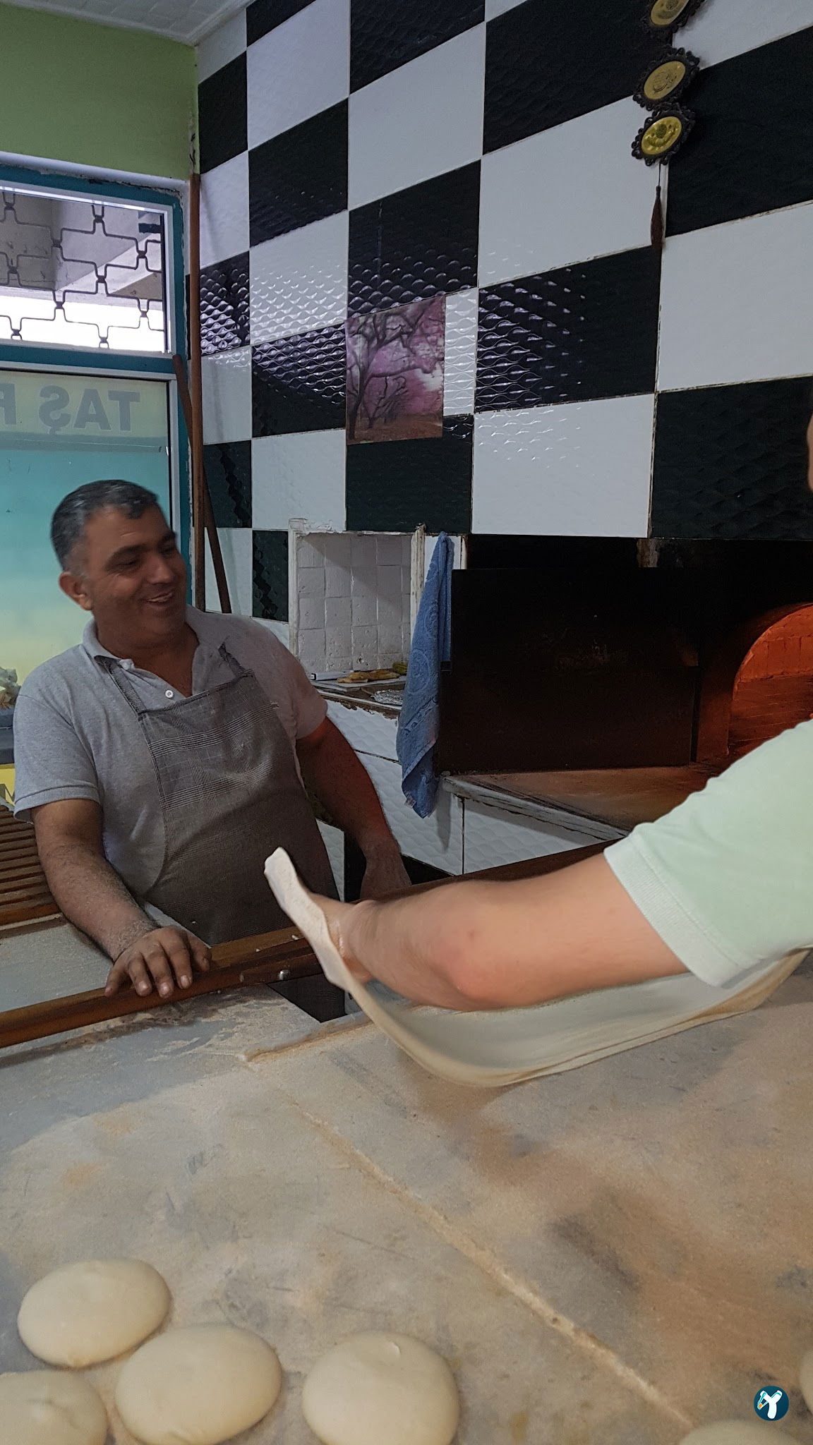 Mahmut Ustanın Yeri Pide Lavaş Lahmacun Salonu