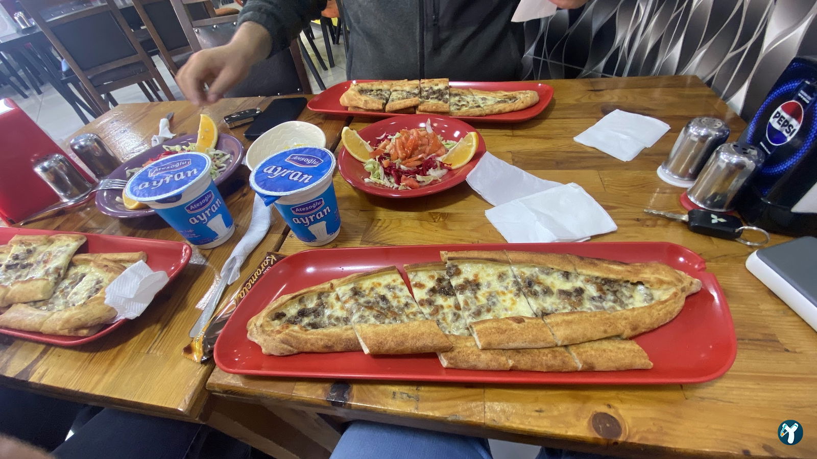 Mahmut Ustanın Yeri Pide Lavaş Lahmacun Salonu