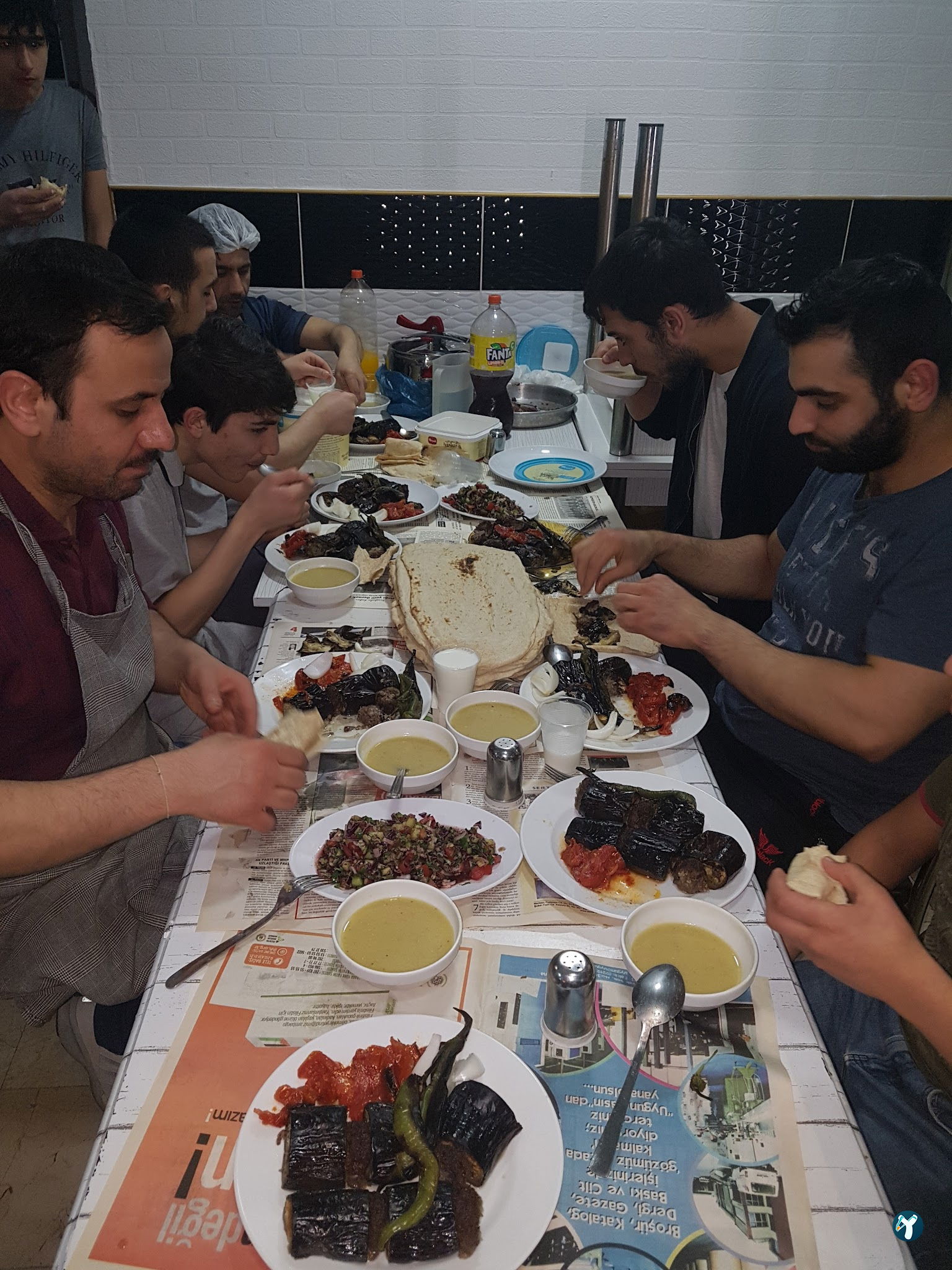 Mahmut Ustanın Yeri Pide Lavaş Lahmacun Salonu