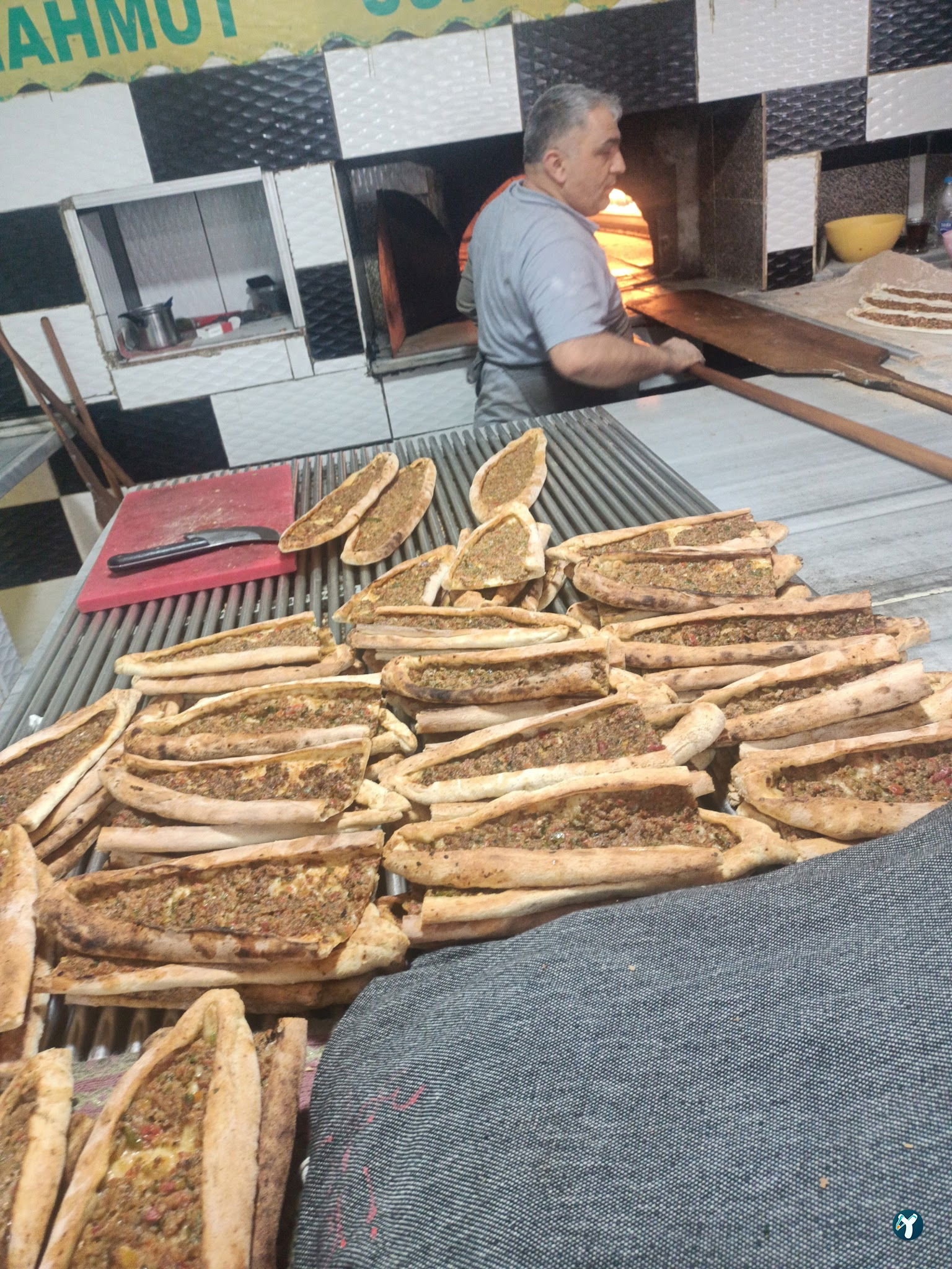 Mahmut Ustanın Yeri Pide Lavaş Lahmacun Salonu