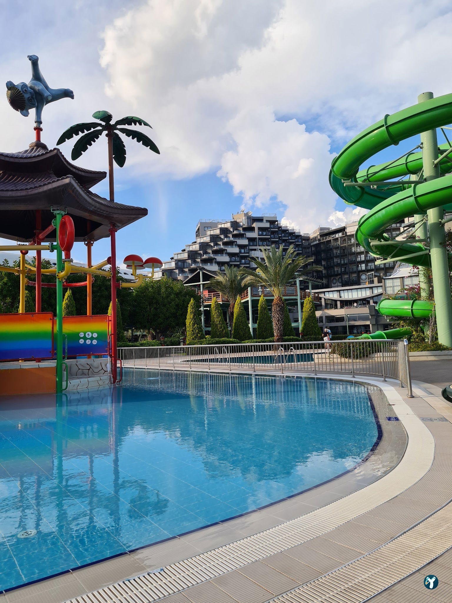Limak Lara De Luxe Hotel & Resort