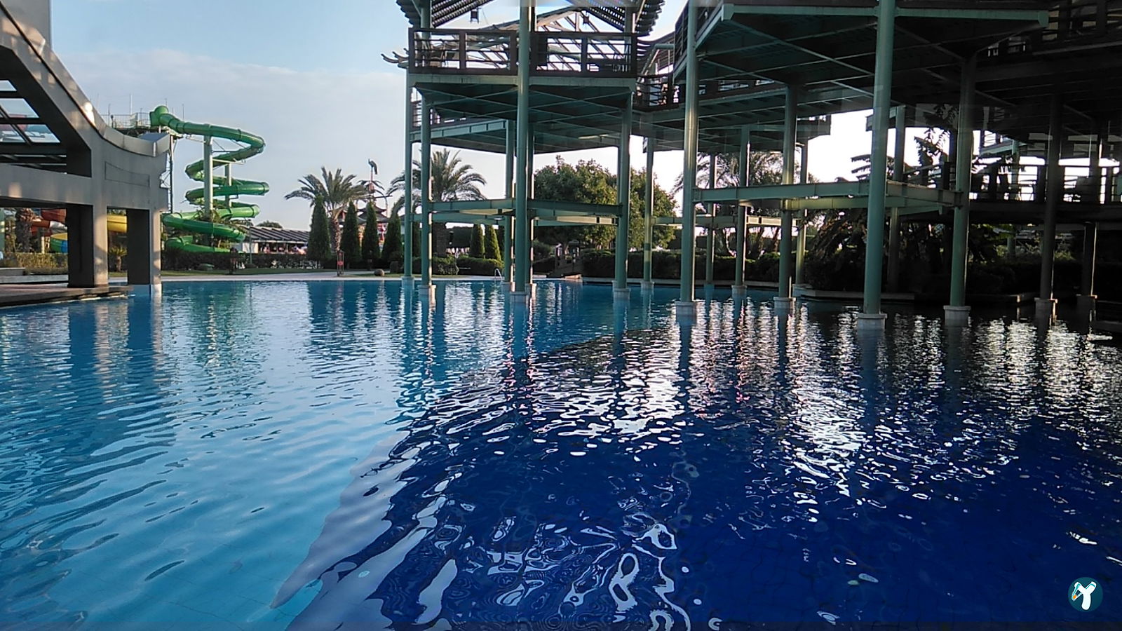 Limak Lara De Luxe Hotel & Resort