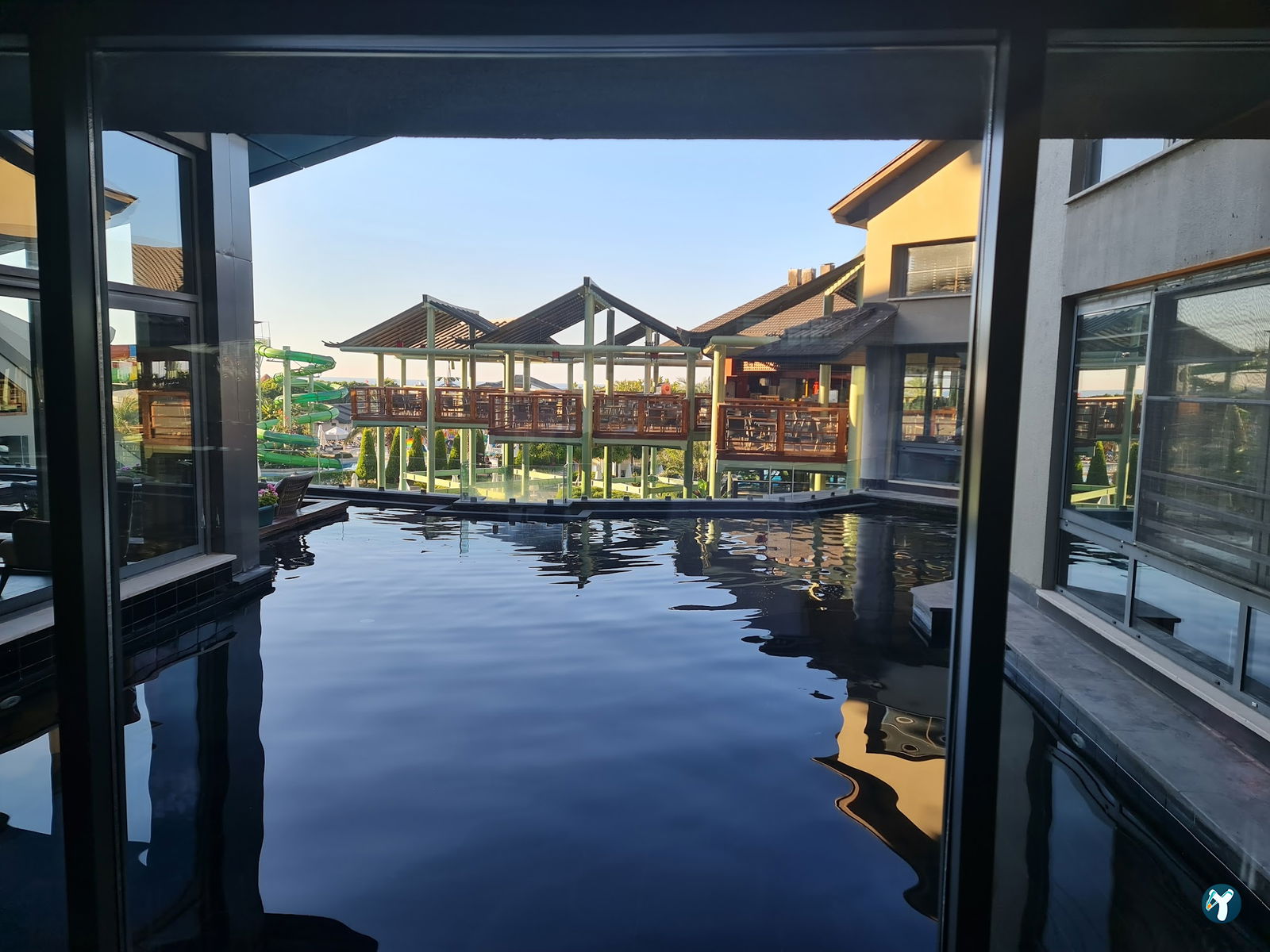 Limak Lara De Luxe Hotel & Resort