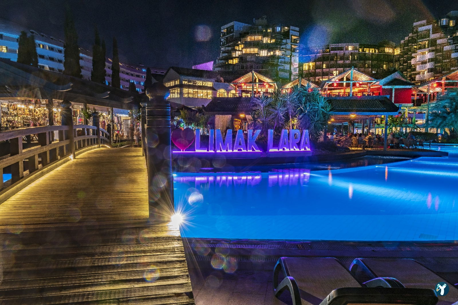 Limak Lara De Luxe Hotel & Resort
