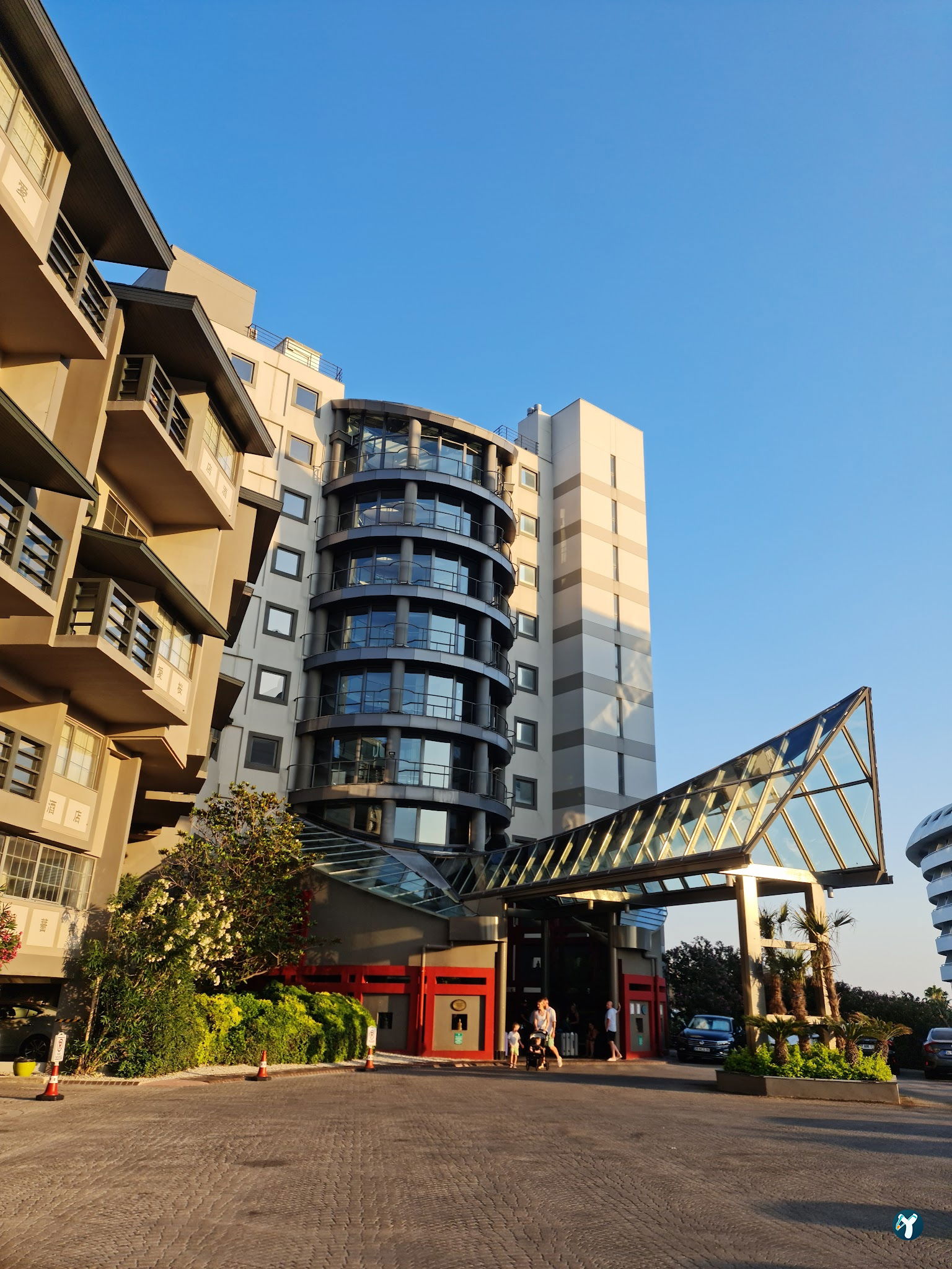 Limak Lara De Luxe Hotel & Resort
