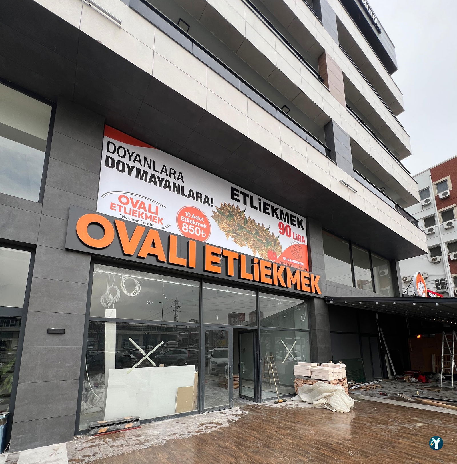 Ovalı Etliekmek Yenimahalle