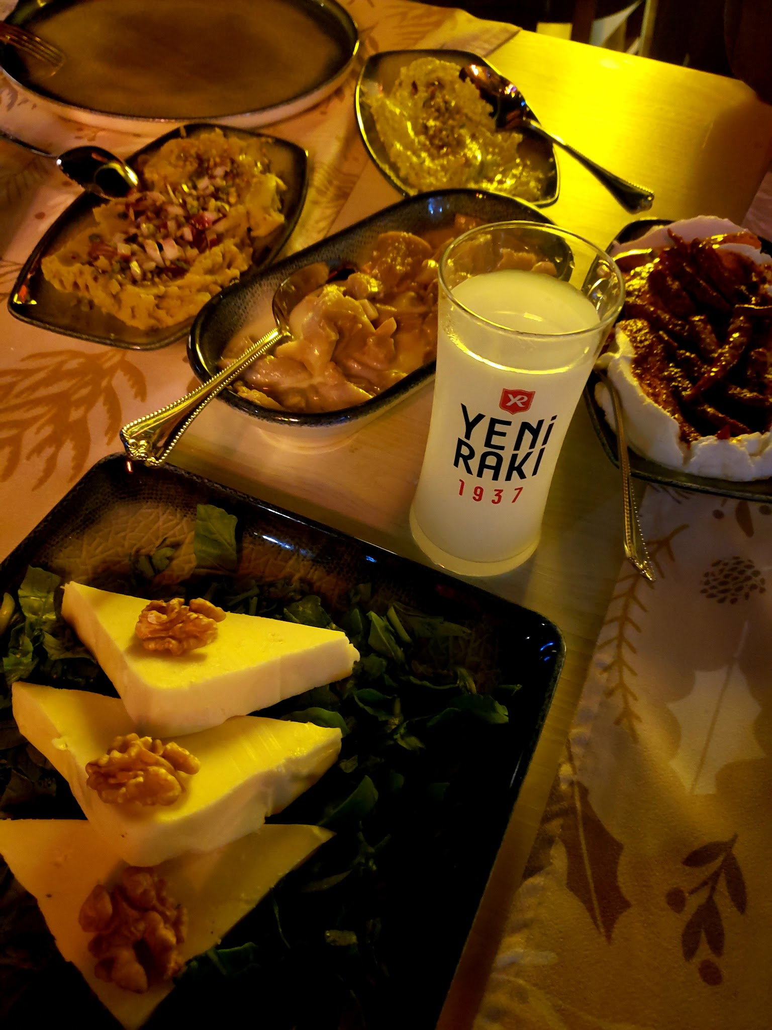 Blest Cafe & Restaurant