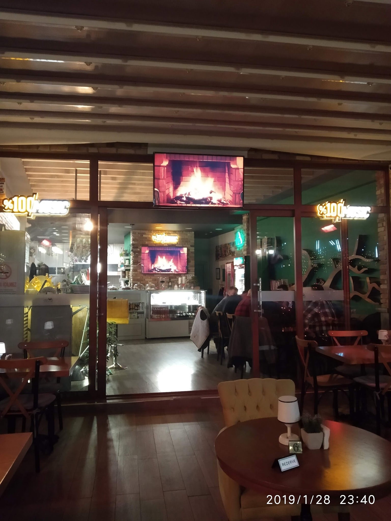 Blest Cafe & Restaurant