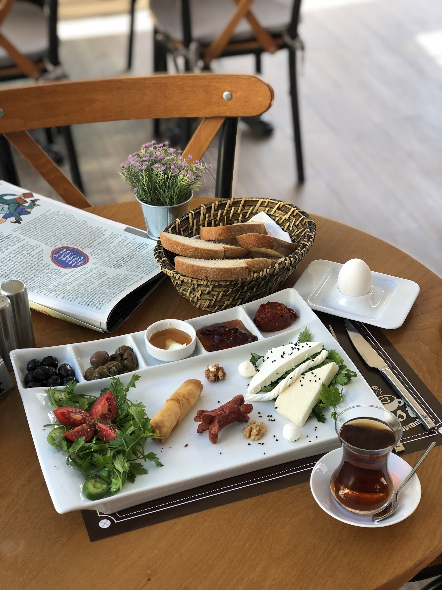 Blest Cafe & Restaurant