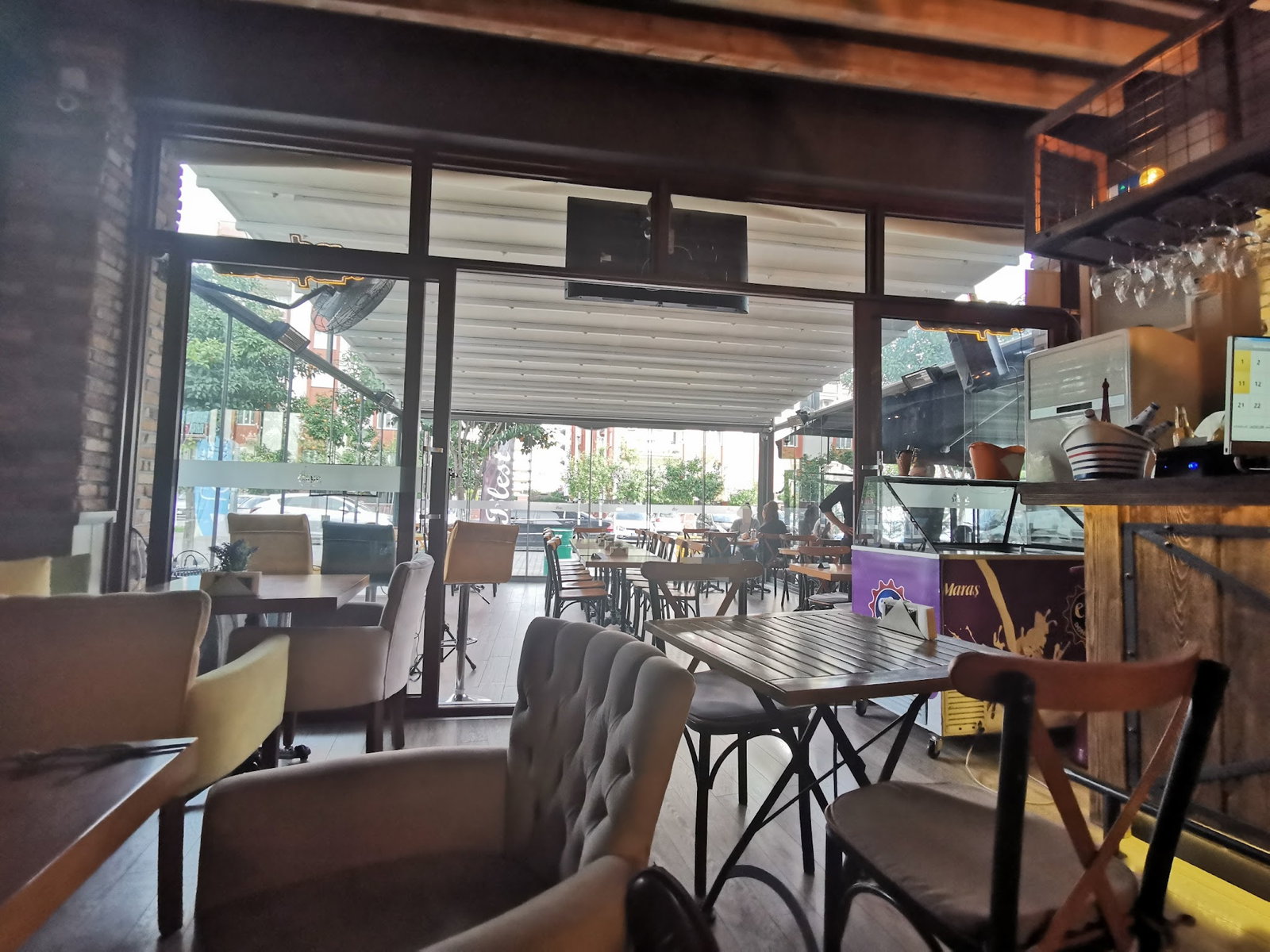 Blest Cafe & Restaurant