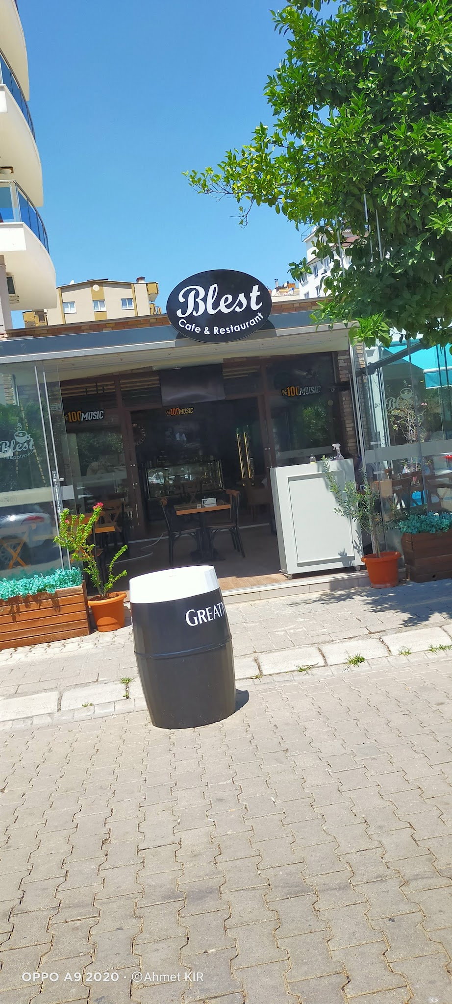 Blest Cafe & Restaurant