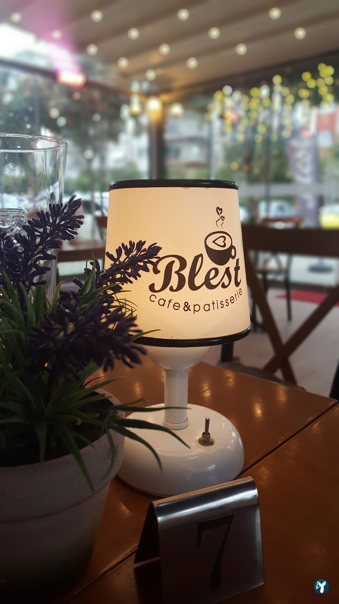 Blest Cafe & Restaurant
