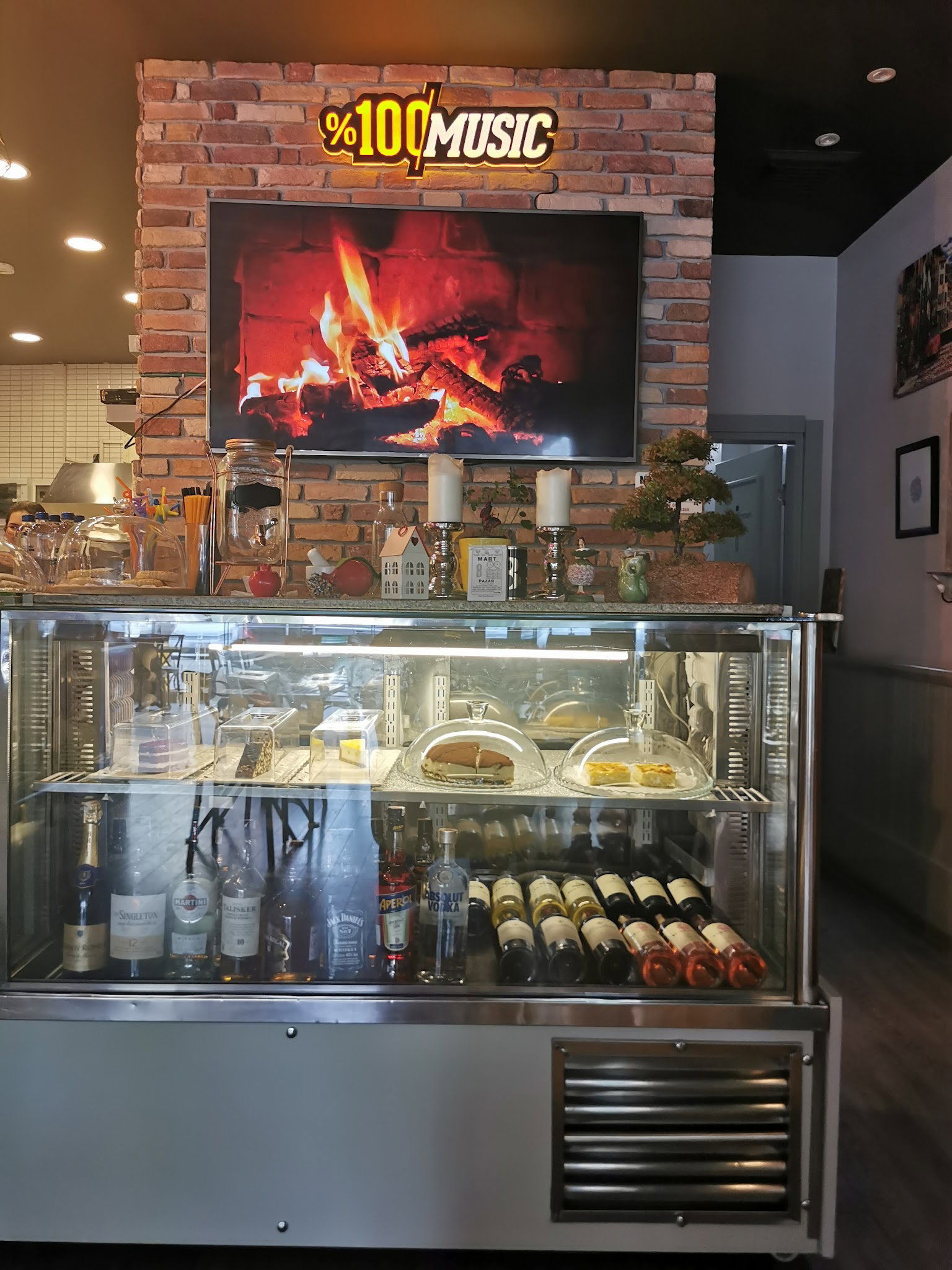 Blest Cafe & Restaurant