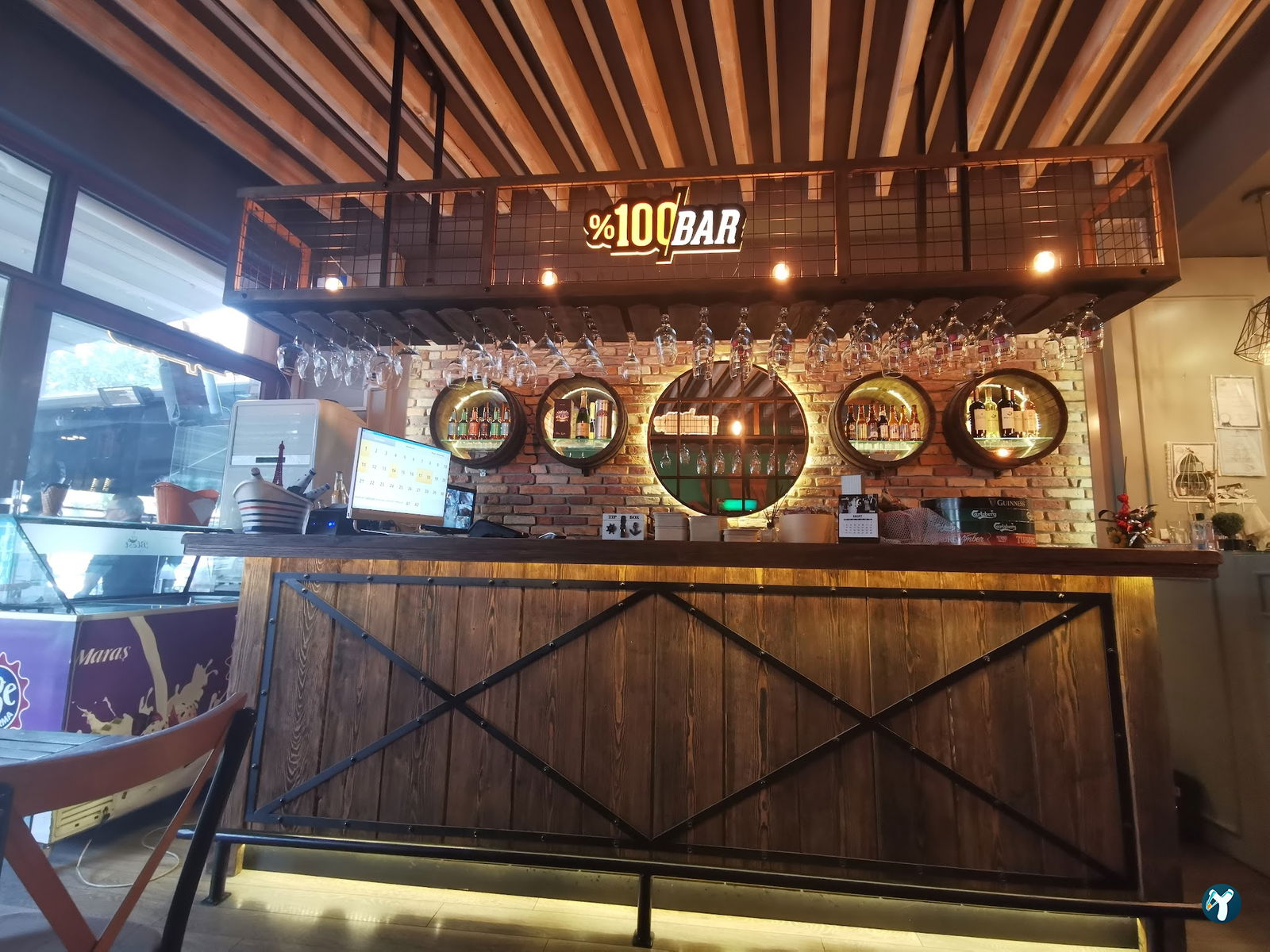 Blest Cafe & Restaurant