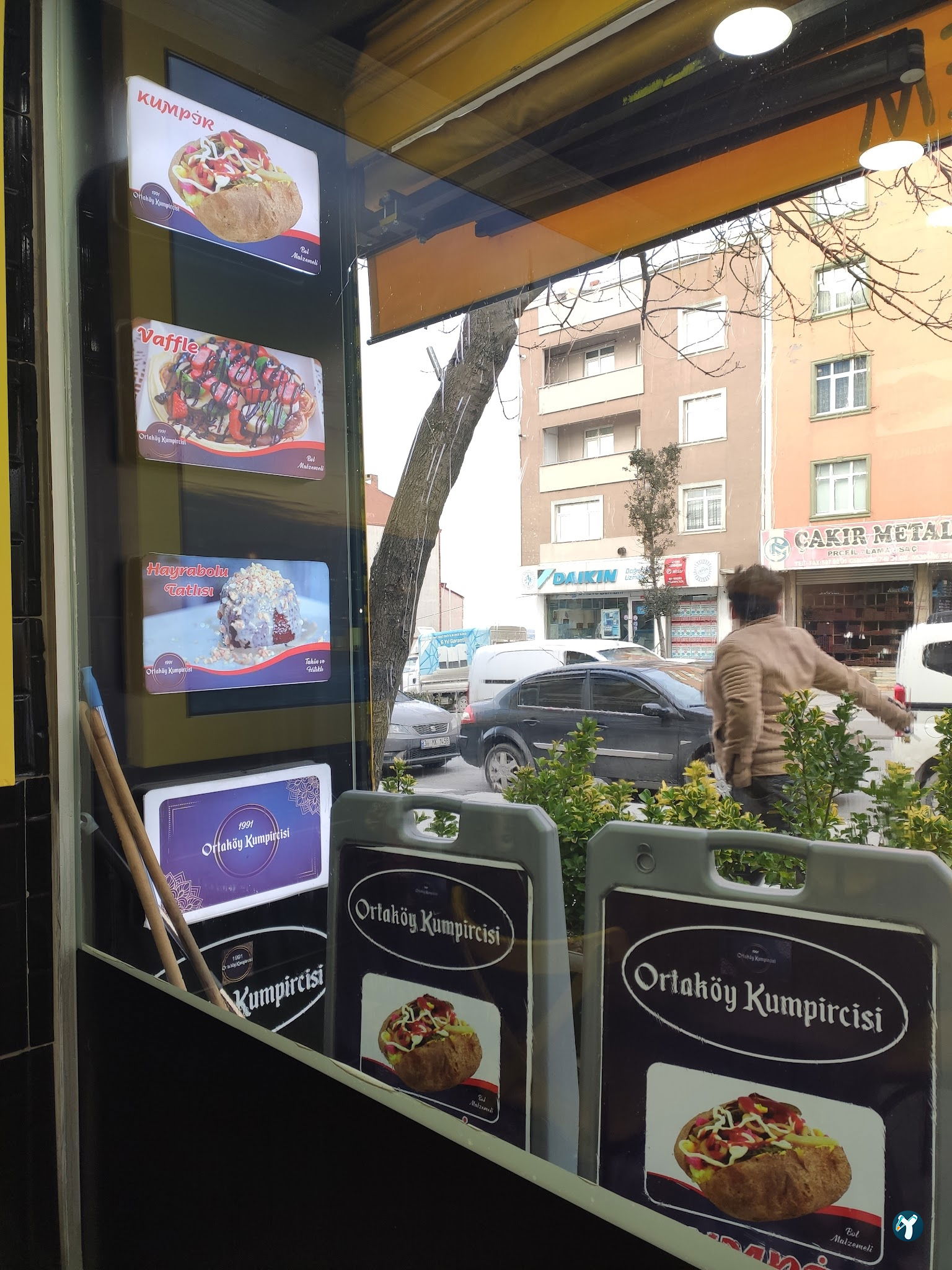 Arnavutköy Ortaköy Kumpircisi