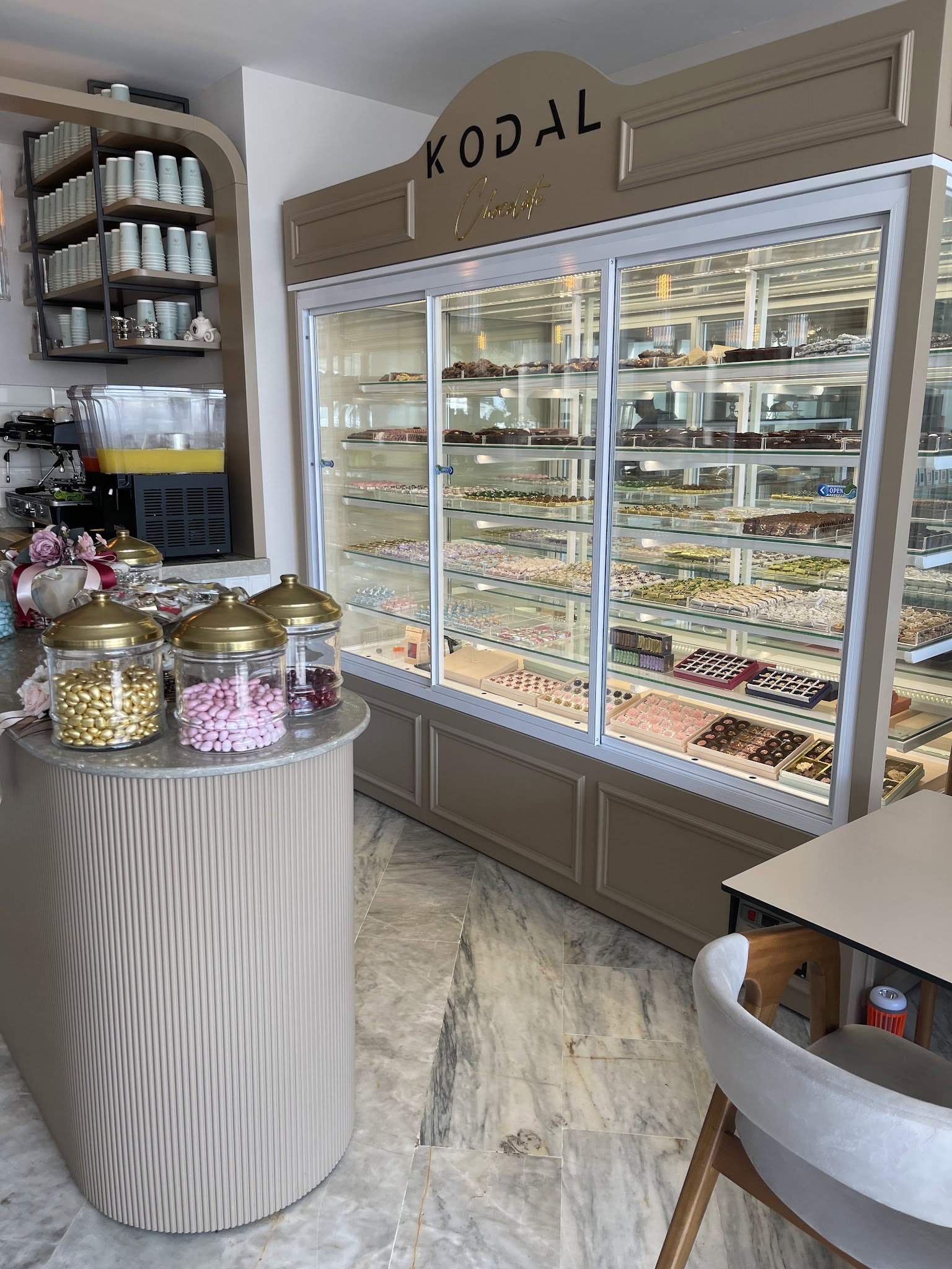 Kodal Chocolate Seaside