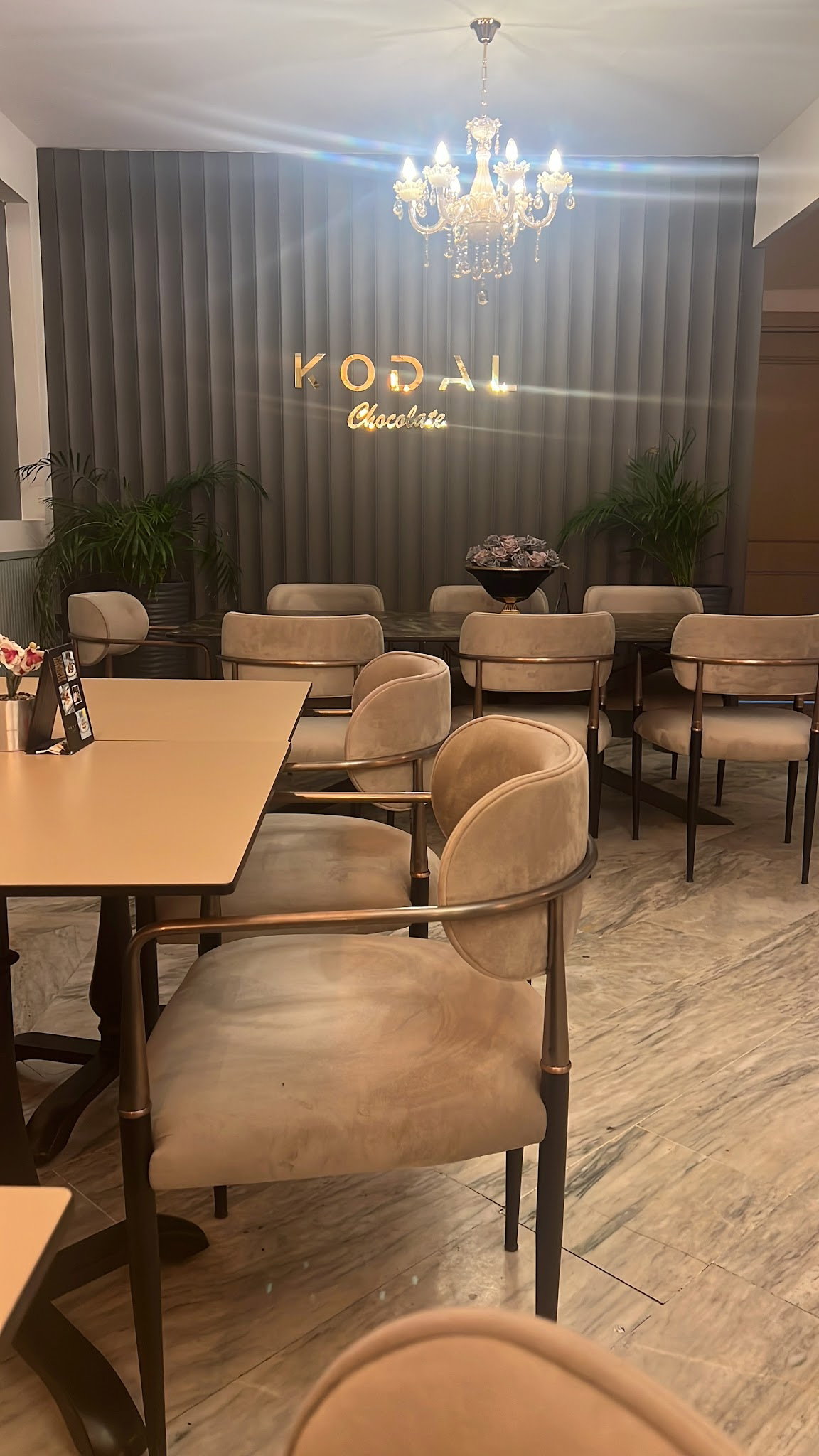 Kodal Chocolate Seaside