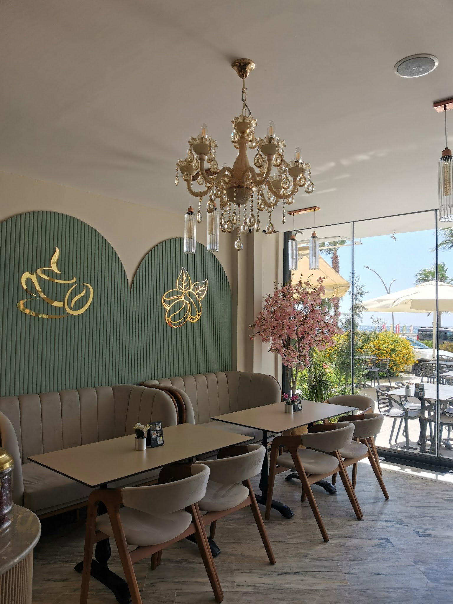 Kodal Chocolate Seaside