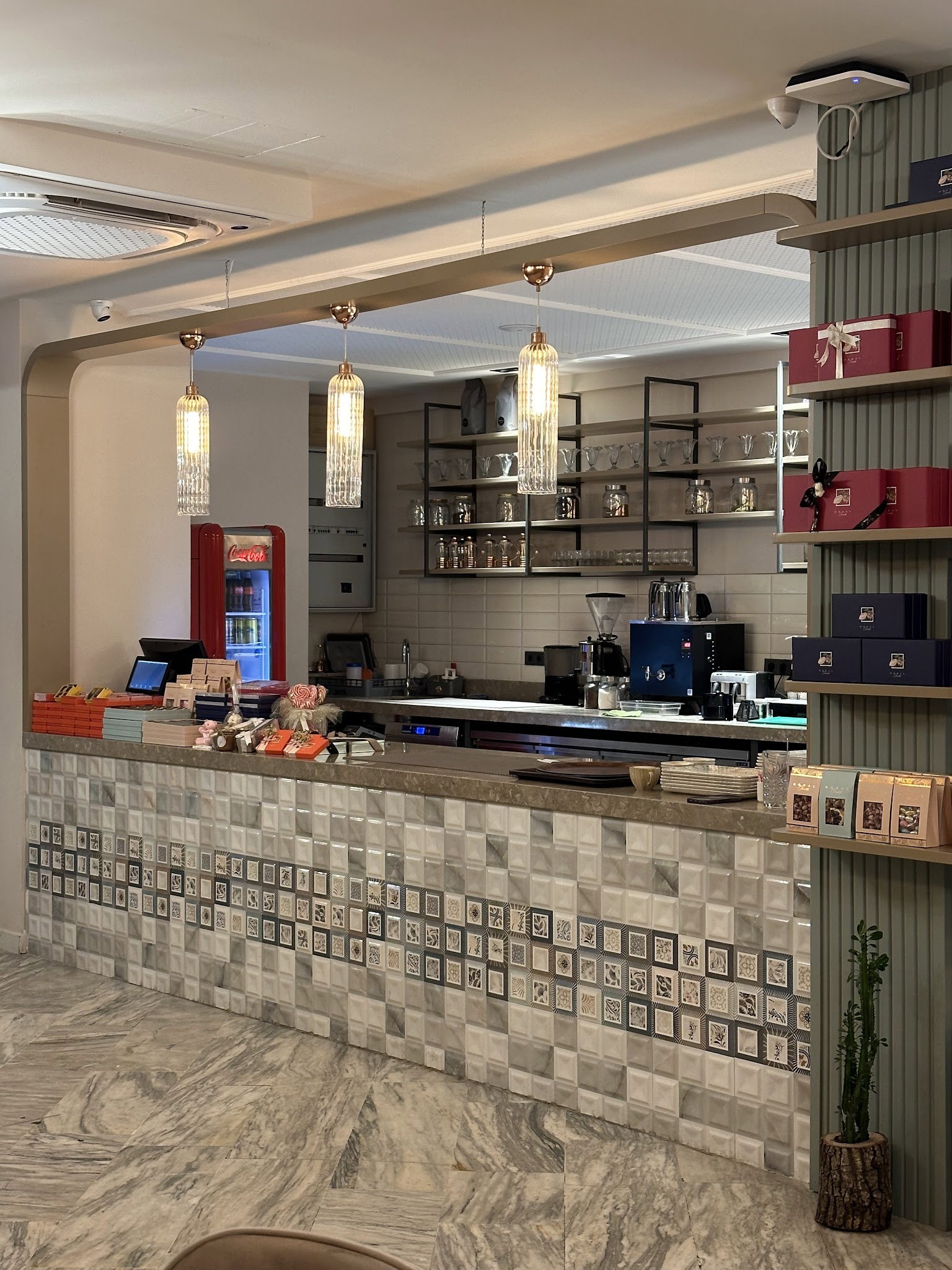 Kodal Chocolate Seaside